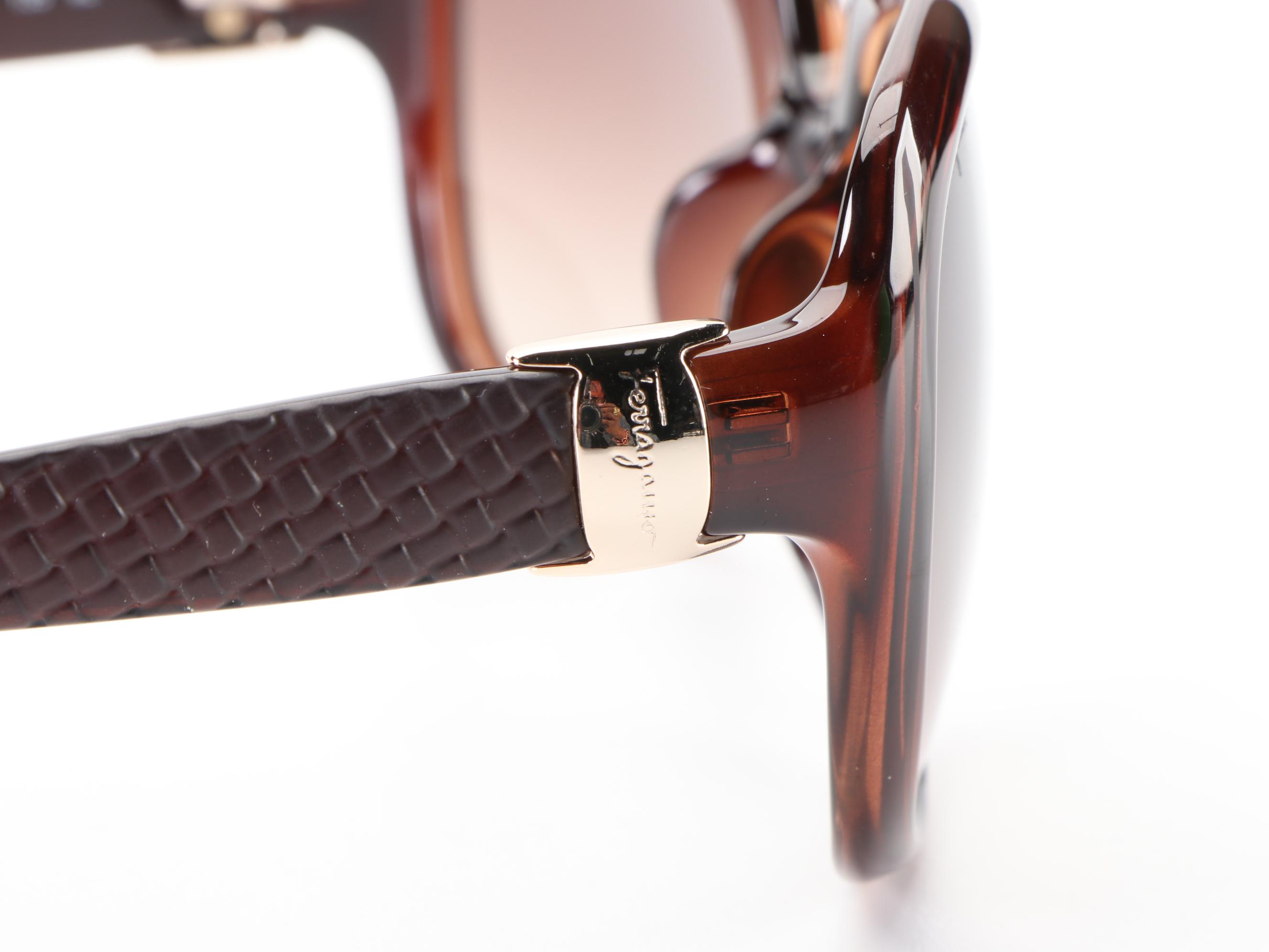 Salvatore Ferragamo SF739SA Oversized Sunglasses with Case and Box