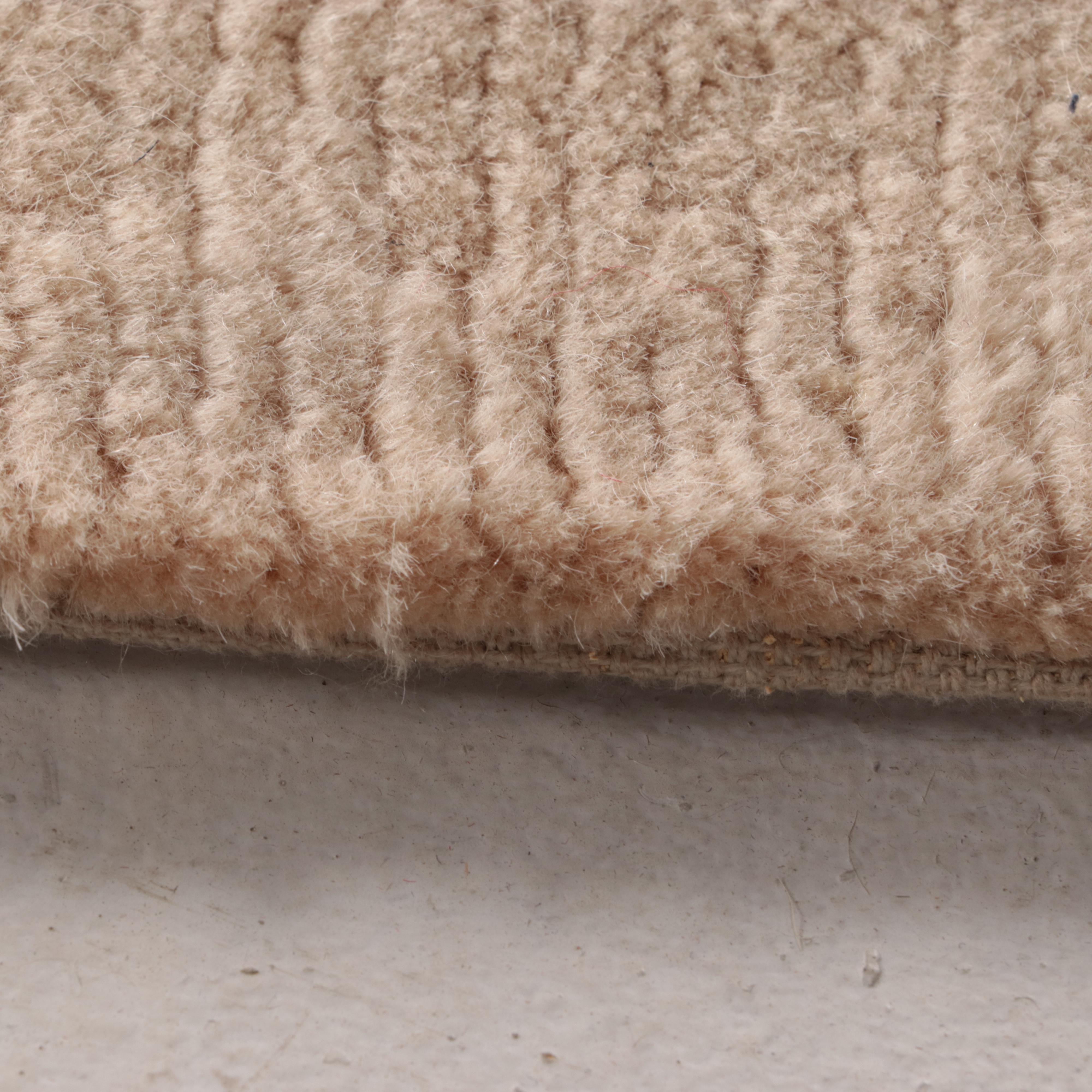 2'7 x 12'1 Hand-Tufted Momeni New Wave Collection Carpet Runner