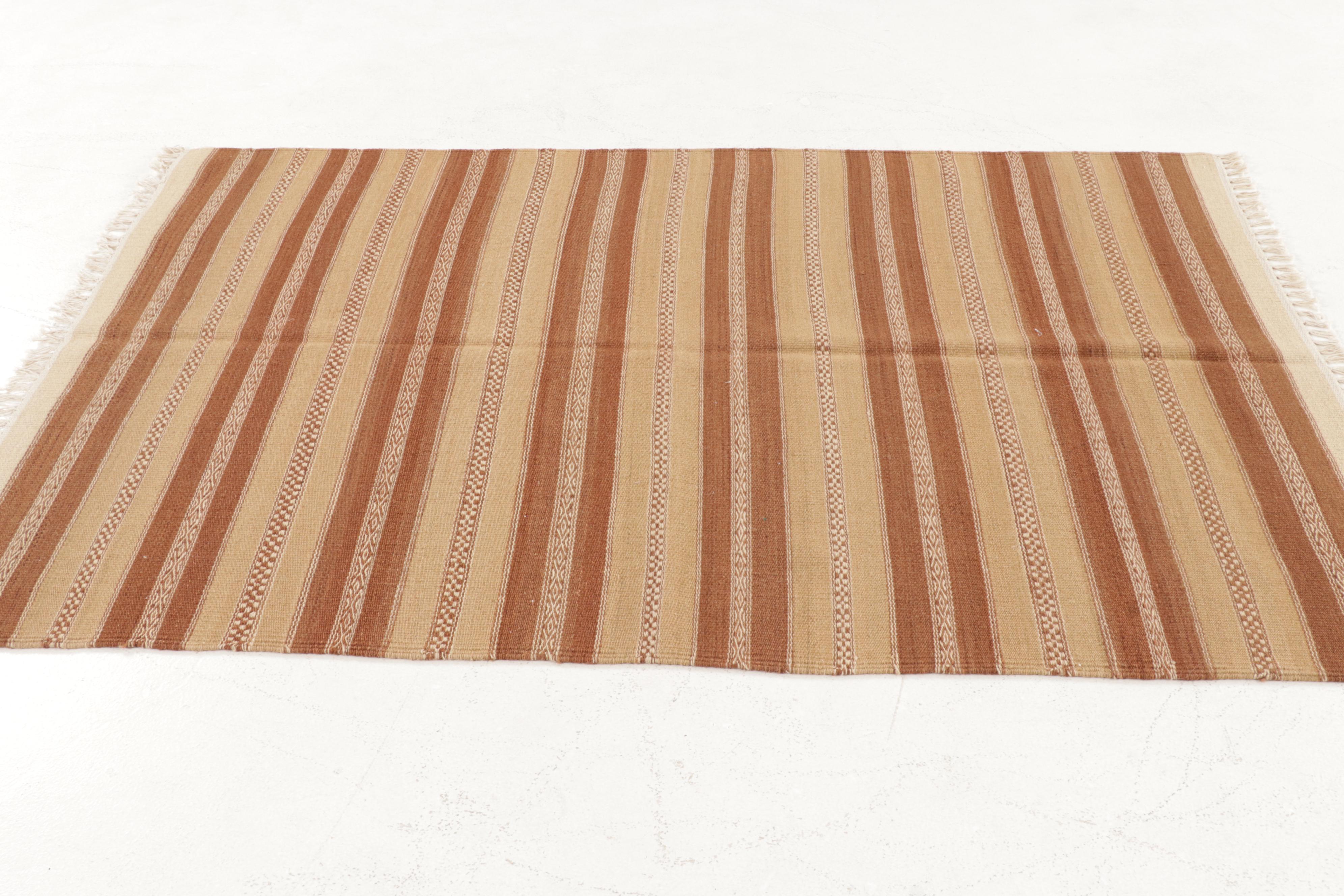 3'10 x 6' Handwoven Geometric Kilim Area Rug