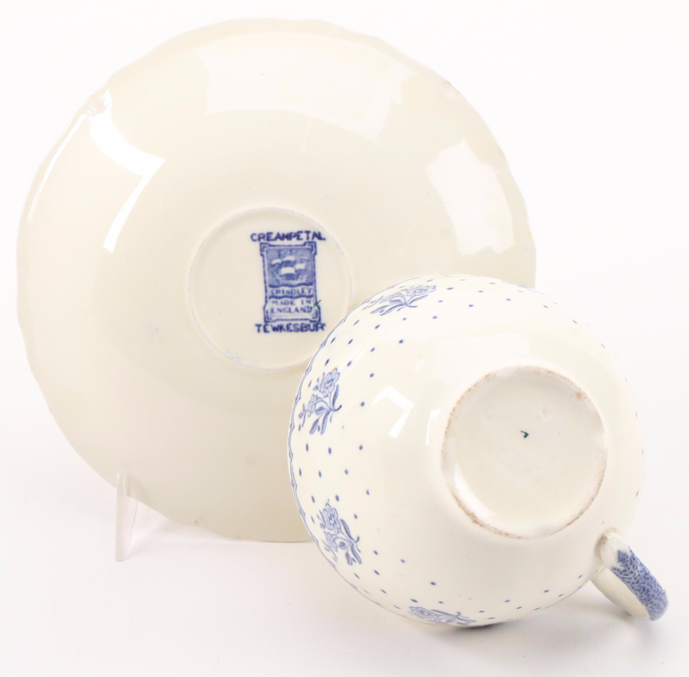 Grindley "Tewkesbury" Cream Petal Ceramic Dinnerware, Early to Mid-20th Century