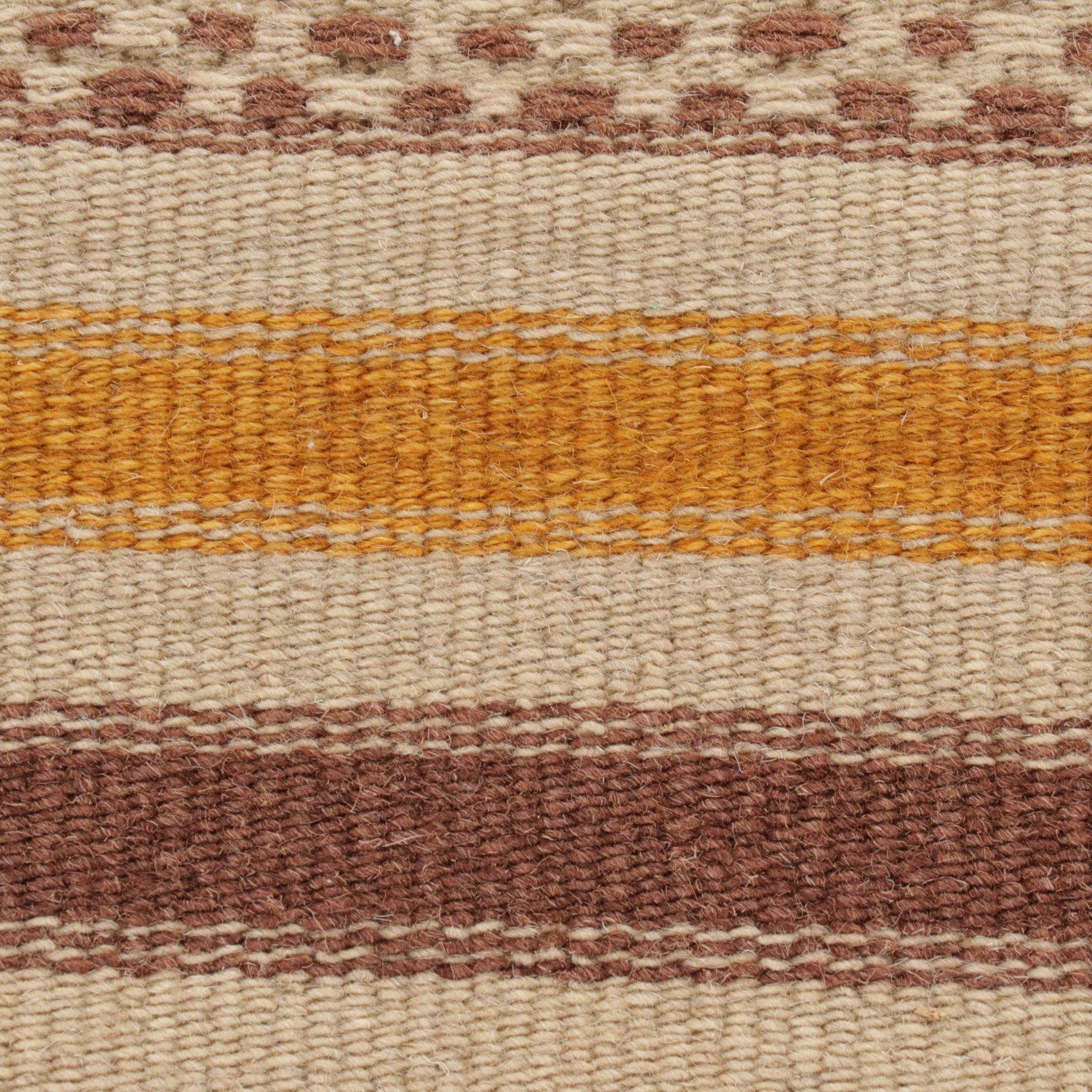 2'9 x 5'2 Handwoven Geometric Kilim Accent Rug