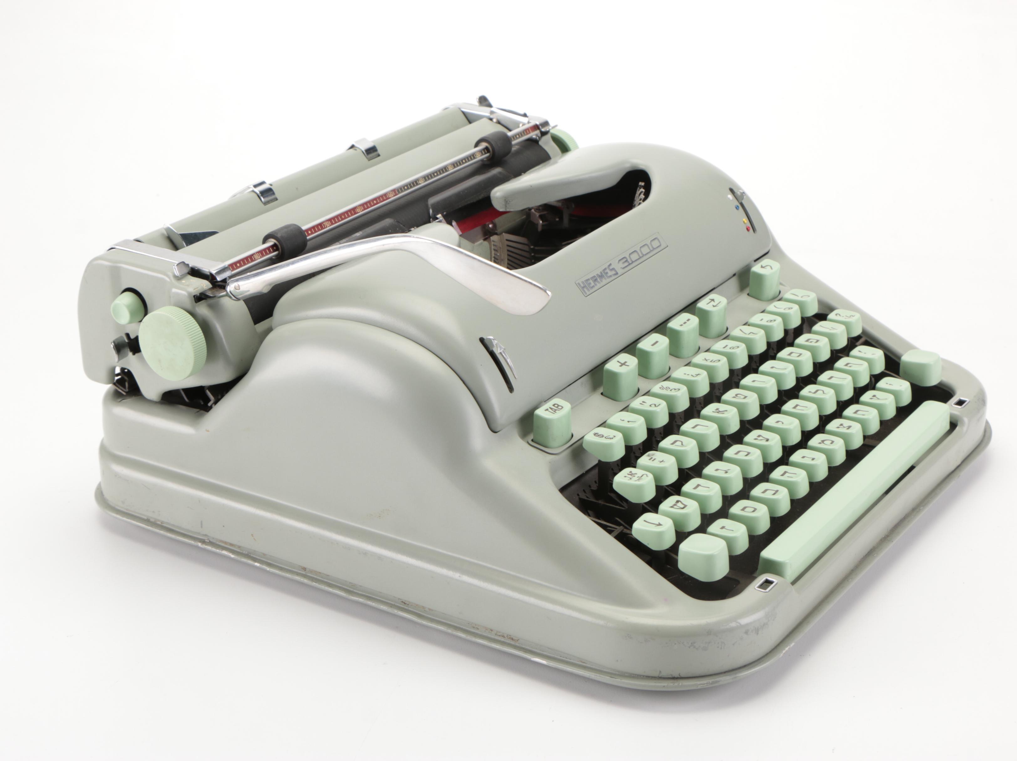 Paillard "Hermes 3000" Typewriter With Keys In Hebrew