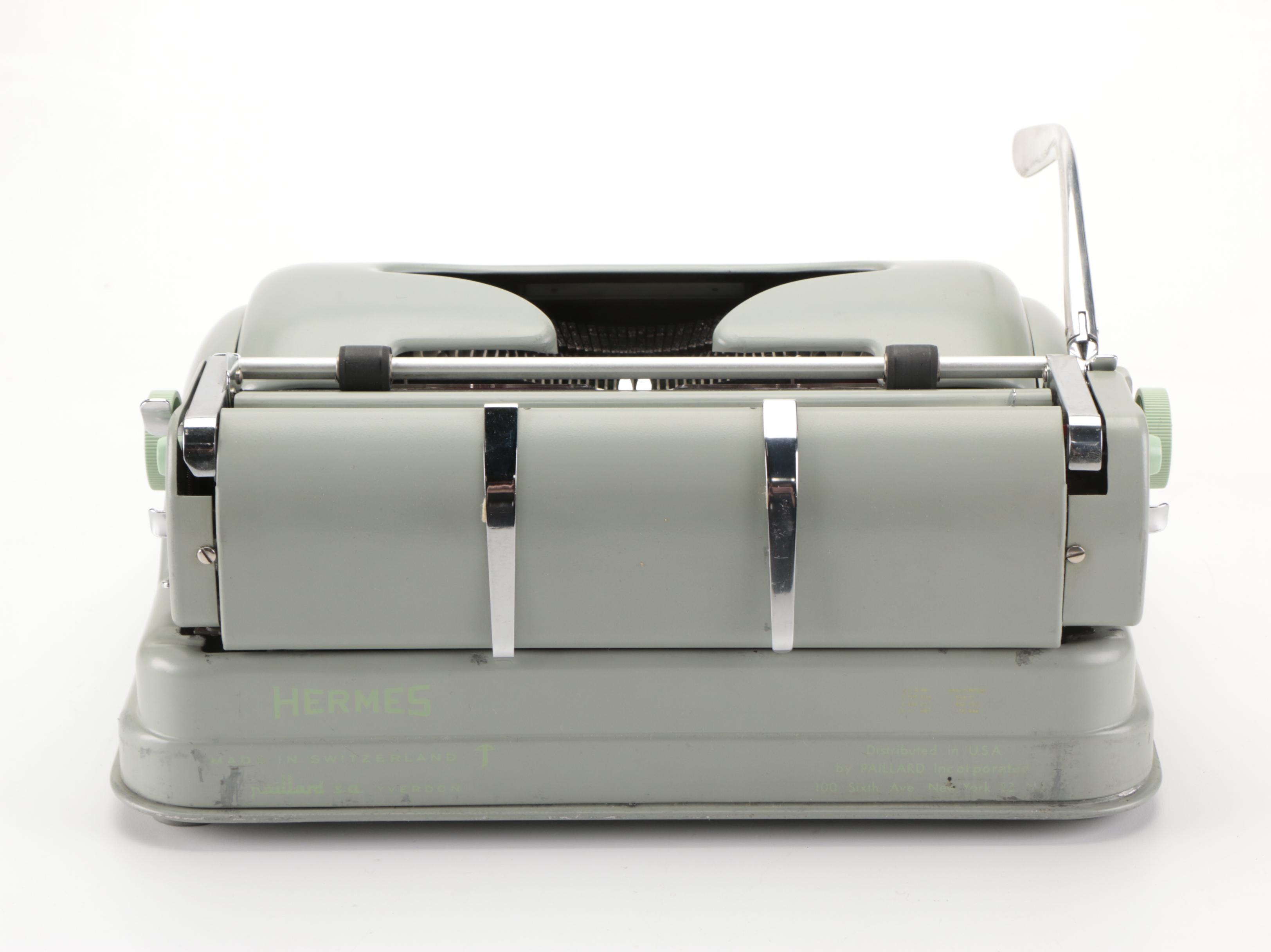 Paillard "Hermes 3000" Typewriter With Keys In Hebrew
