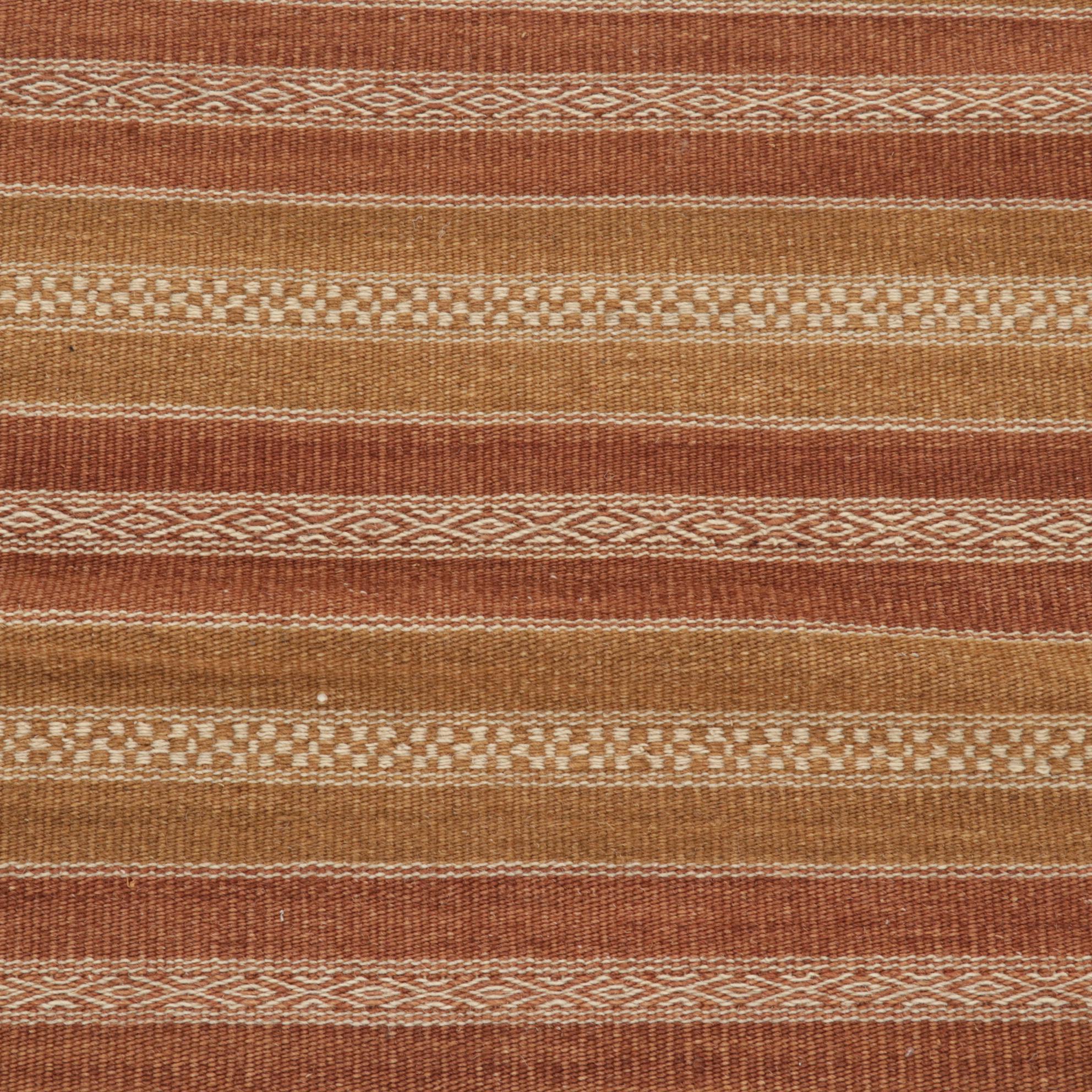 2'8 x 5'2 Handwoven Geometric Kilim Accent Rug