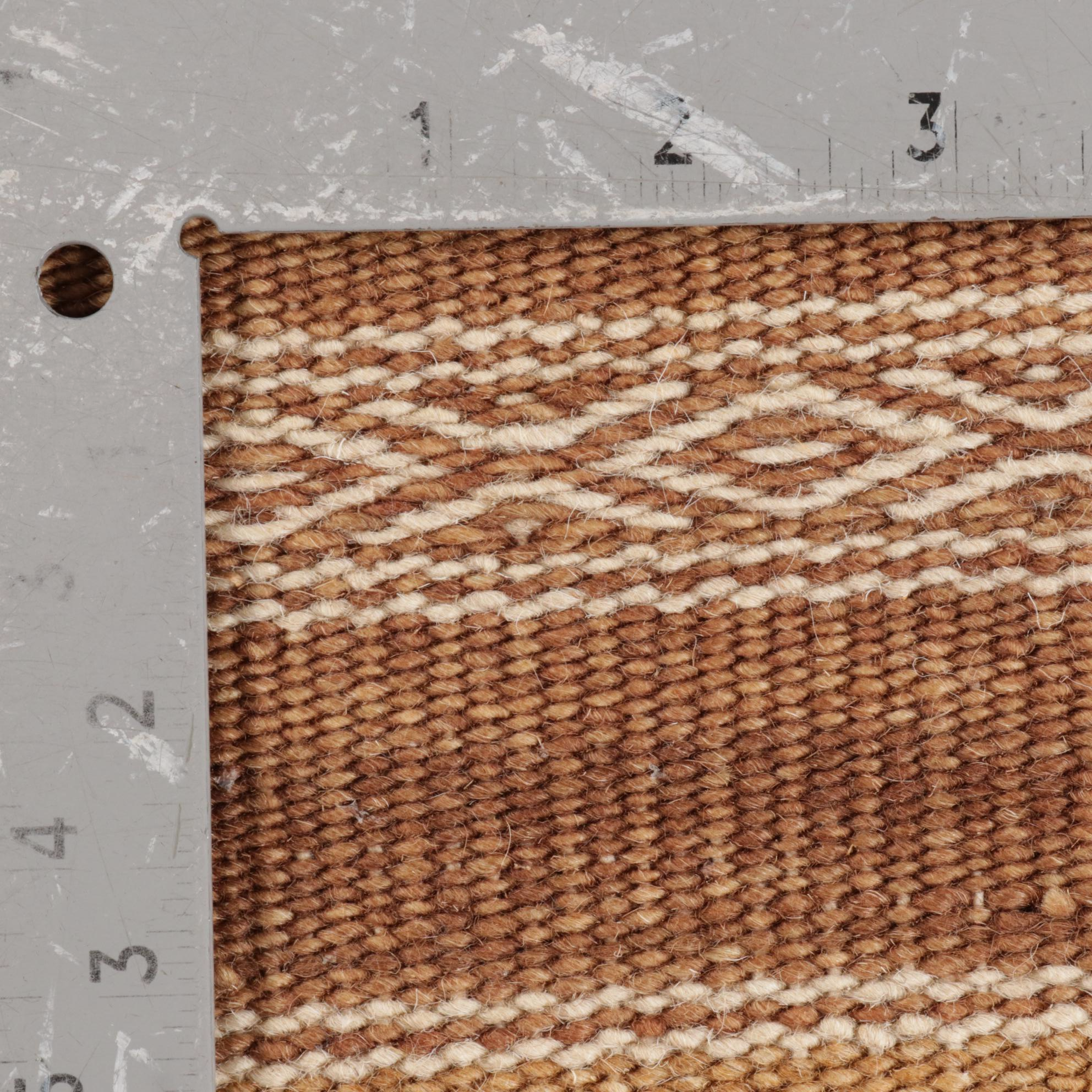 2'8 x 5'2 Handwoven Geometric Kilim Accent Rug