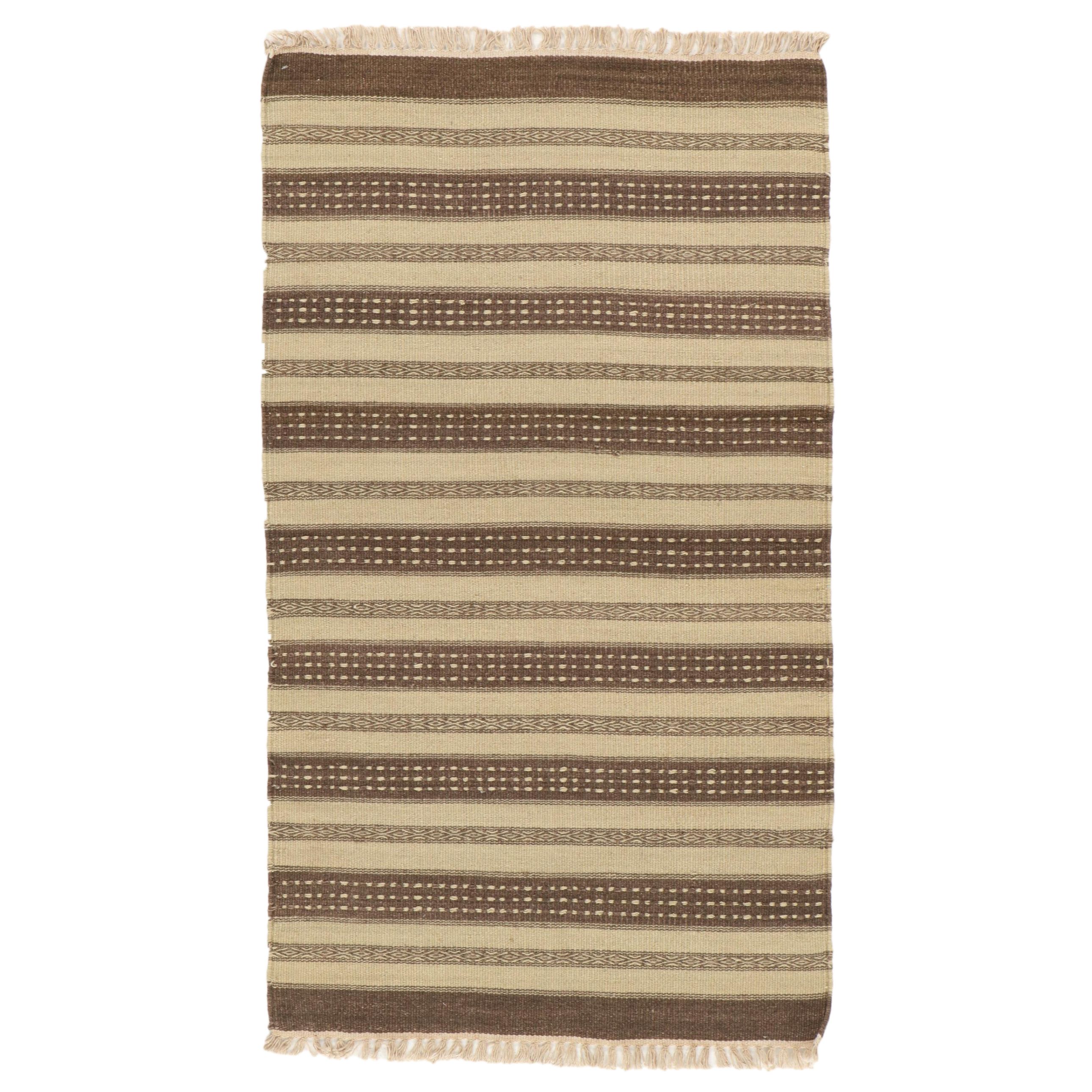 2'9 x 5'1 Handwoven Geometric Kilim Accent Rug