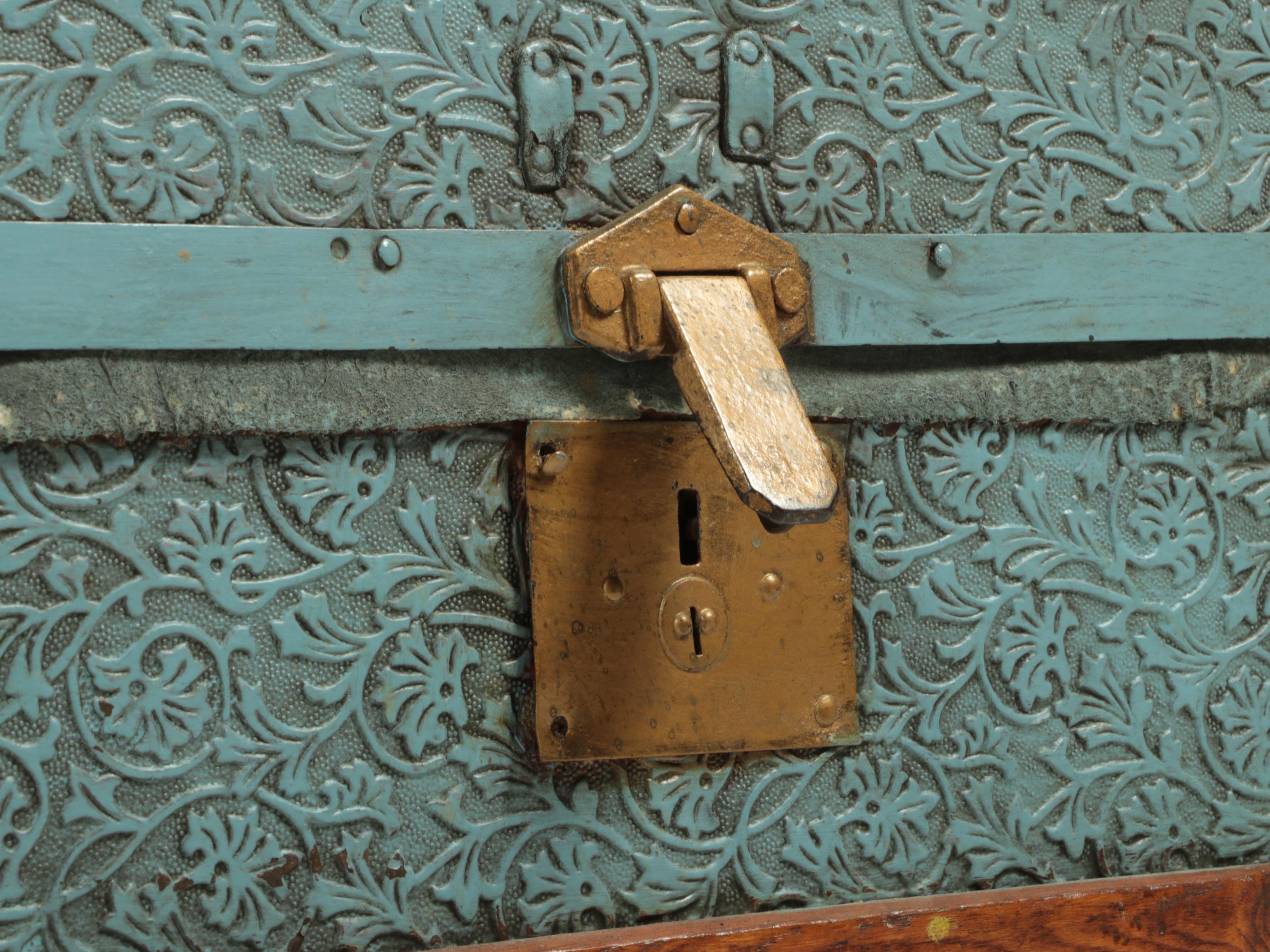 Late Victorian Slatted Wood and Metal-Clad Dome-Top Steamer Trunk