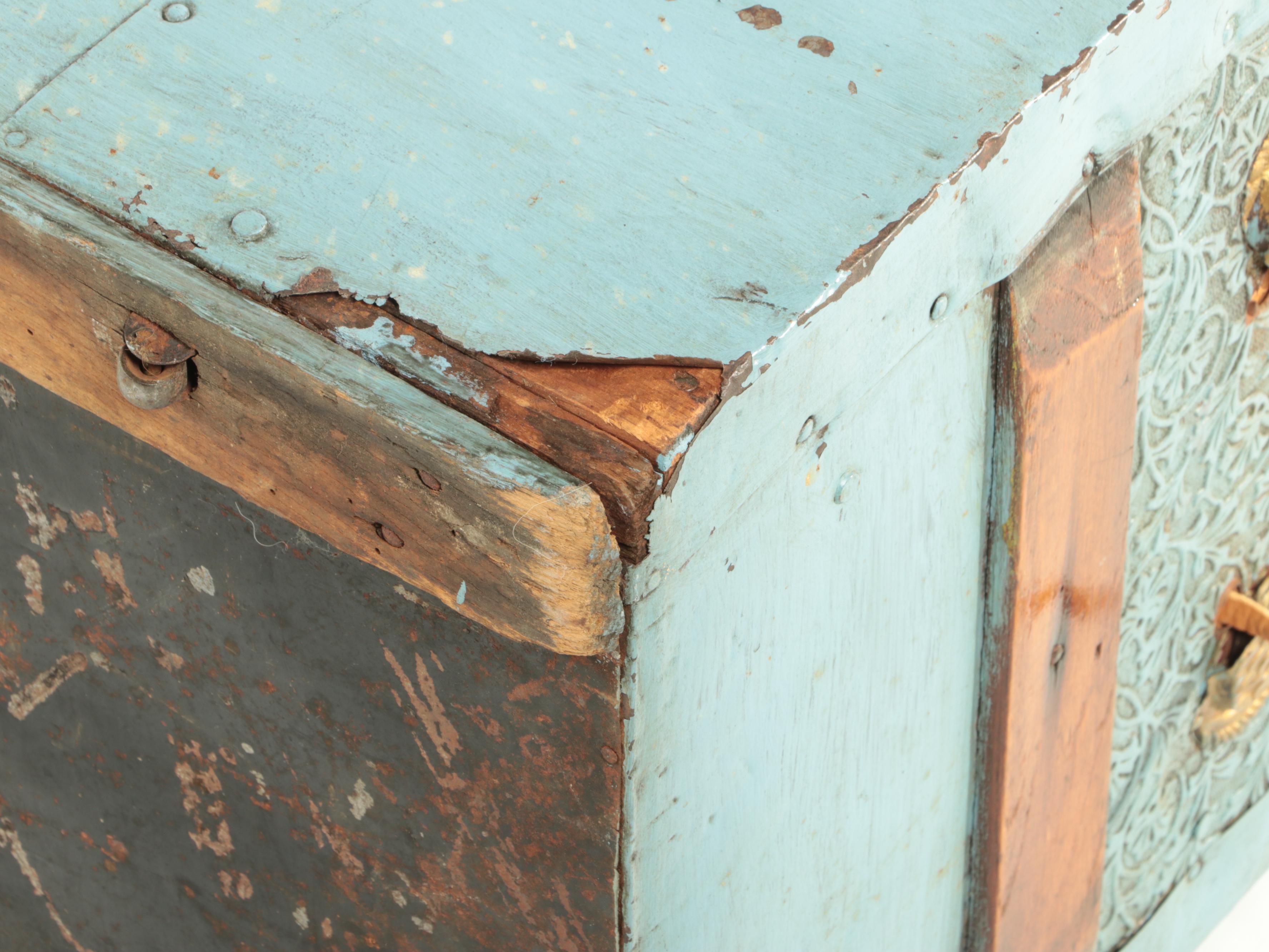 Late Victorian Slatted Wood and Metal-Clad Dome-Top Steamer Trunk