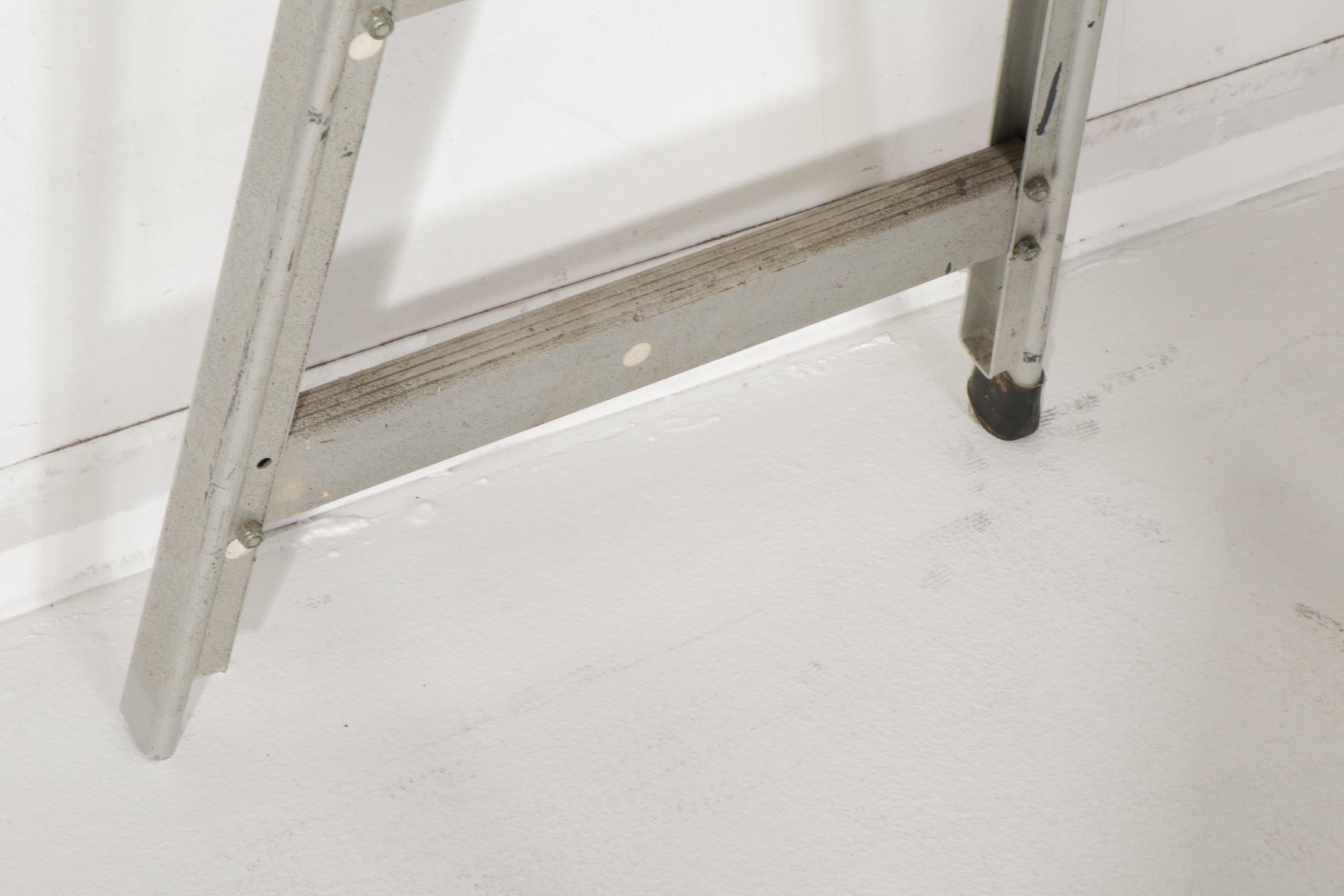 Werner 28' Extension Ladder with Stanley and Other Step Ladder