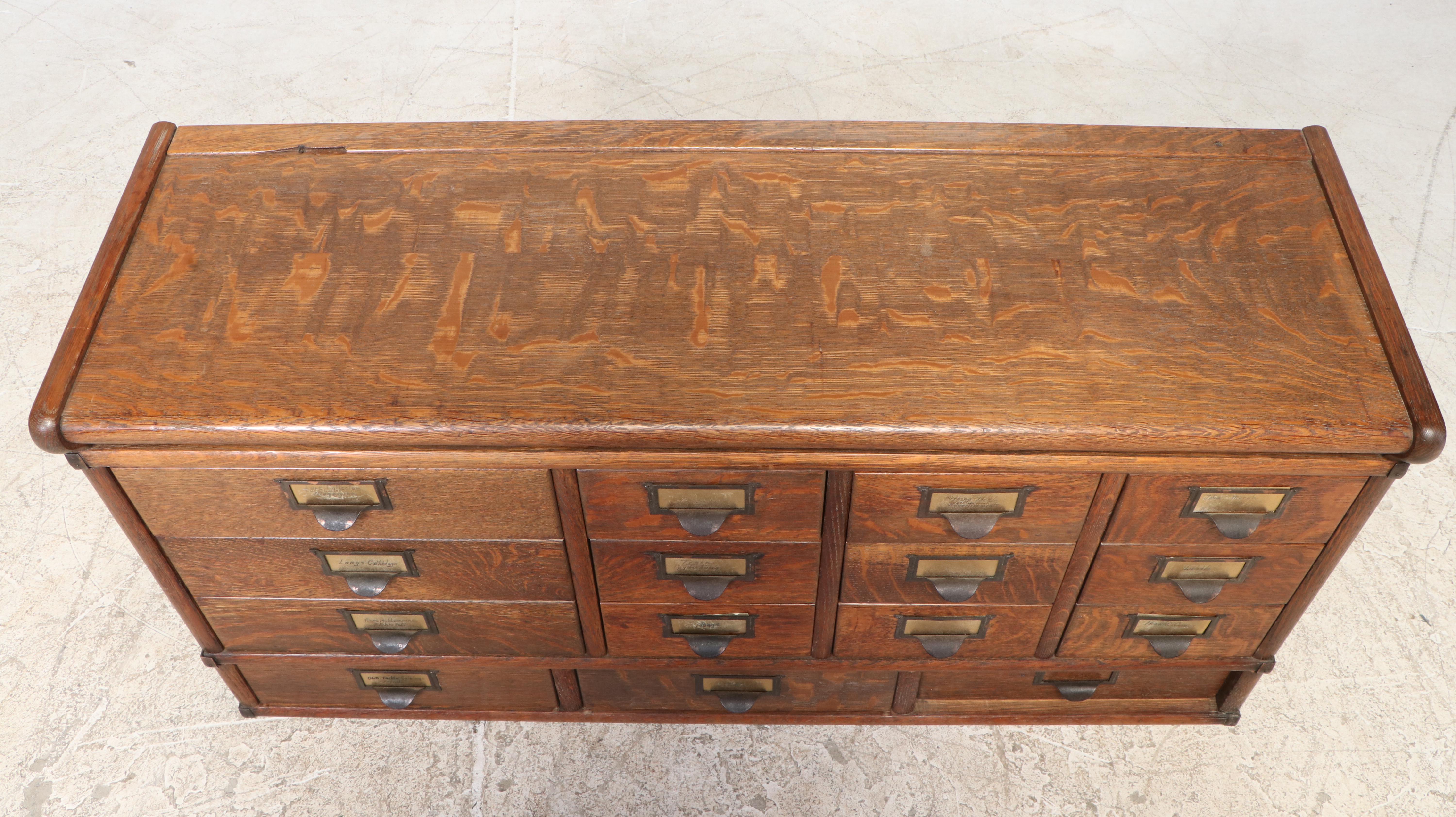 Quartersawn Oak Fifteen-Drawer Sectional File Cabinet, Early 20th Century