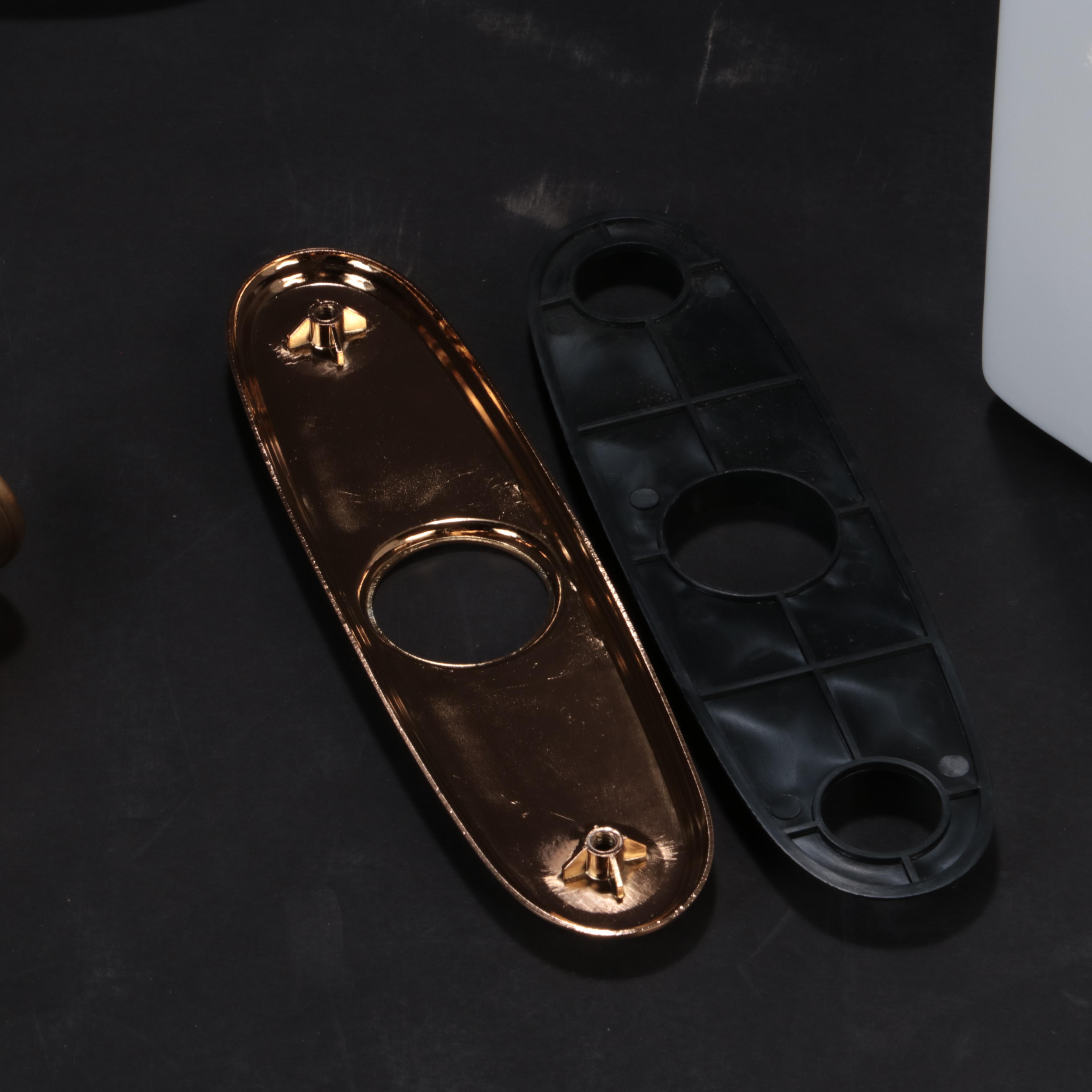 30" White Fireclay Farmhouse Sink with Pull-Down Kitchen Faucet, Soap Dispenser