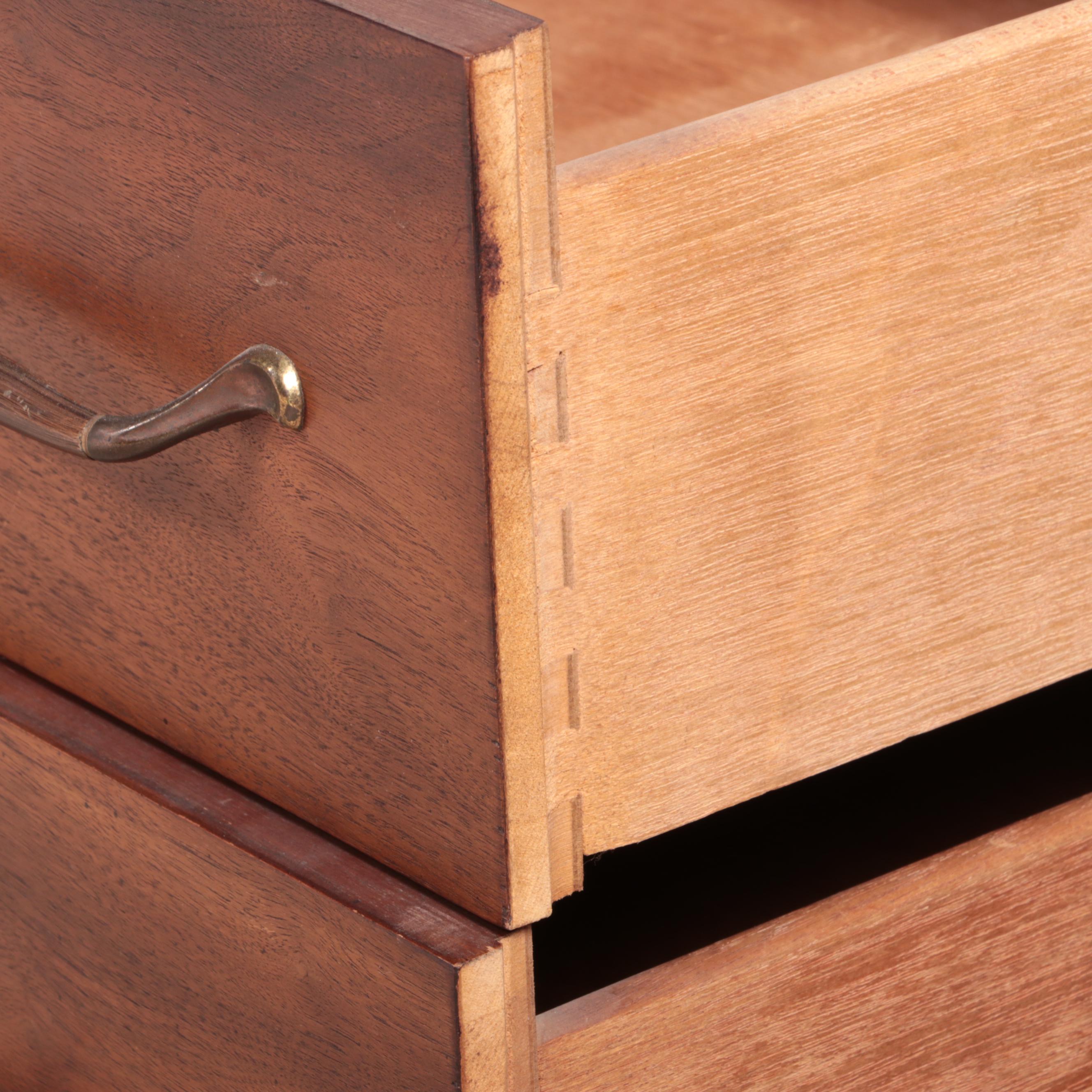 Broyhill Premier "Tribute Collection" Mid Century Modern Walnut Credenza