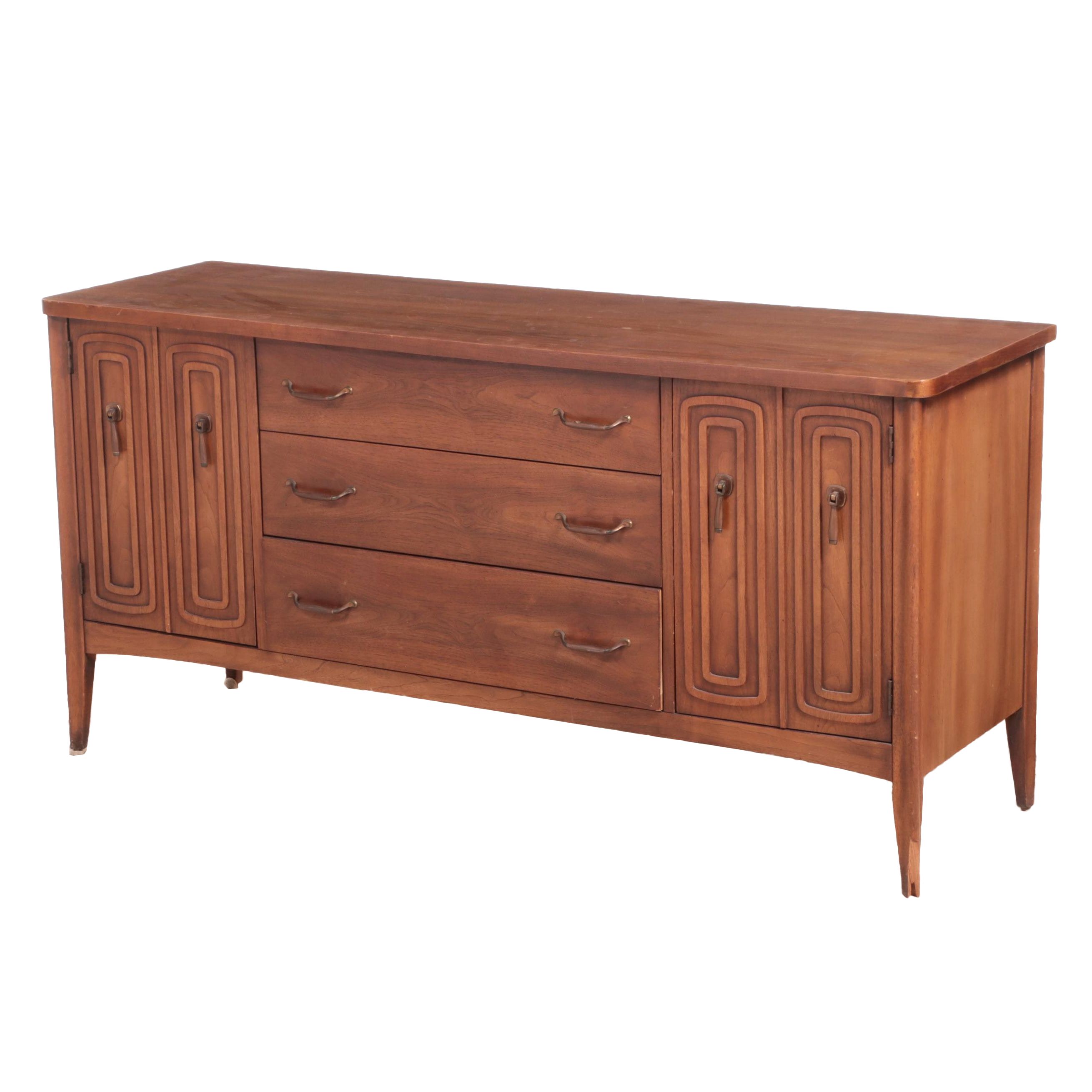 Broyhill Premier "Tribute Collection" Mid Century Modern Walnut Credenza