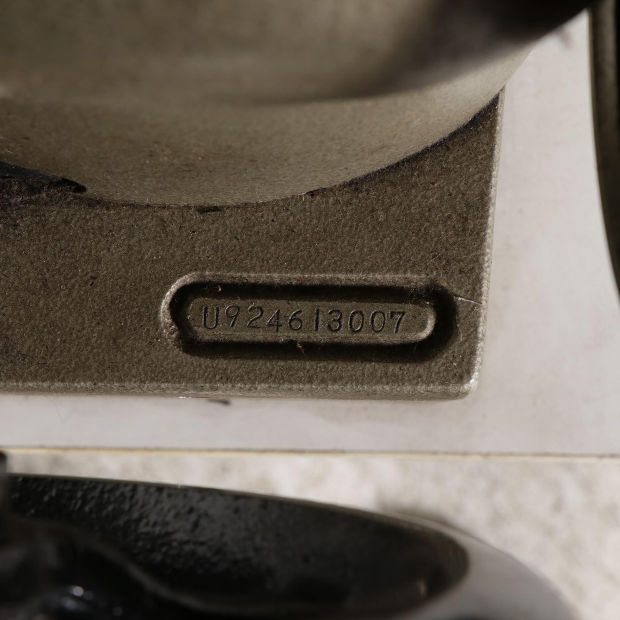 Singer Model 29-U172A Industrial Sewing Machine and Work Table