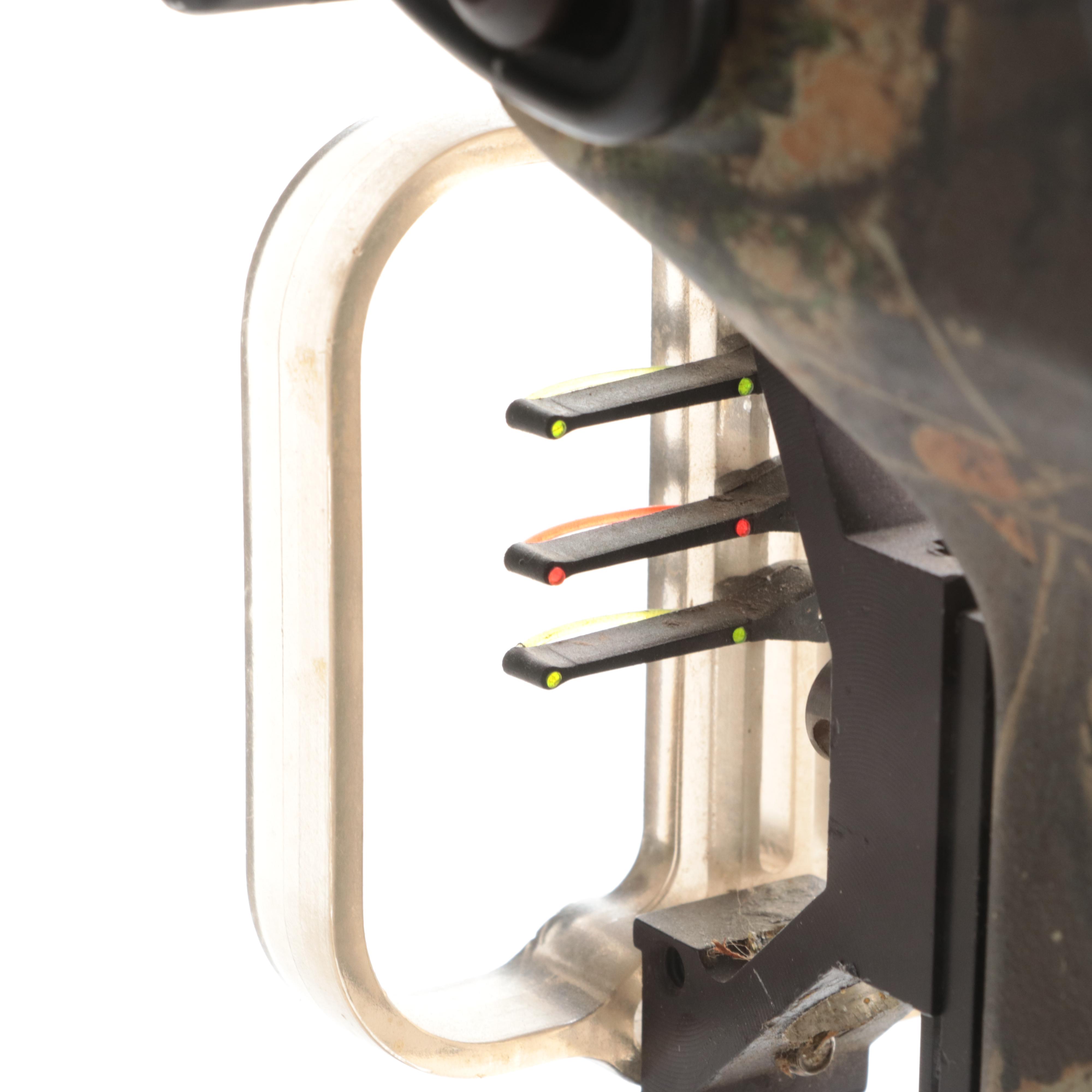 Hoyt MagnaTec Intruder Compound Bow with Accessories