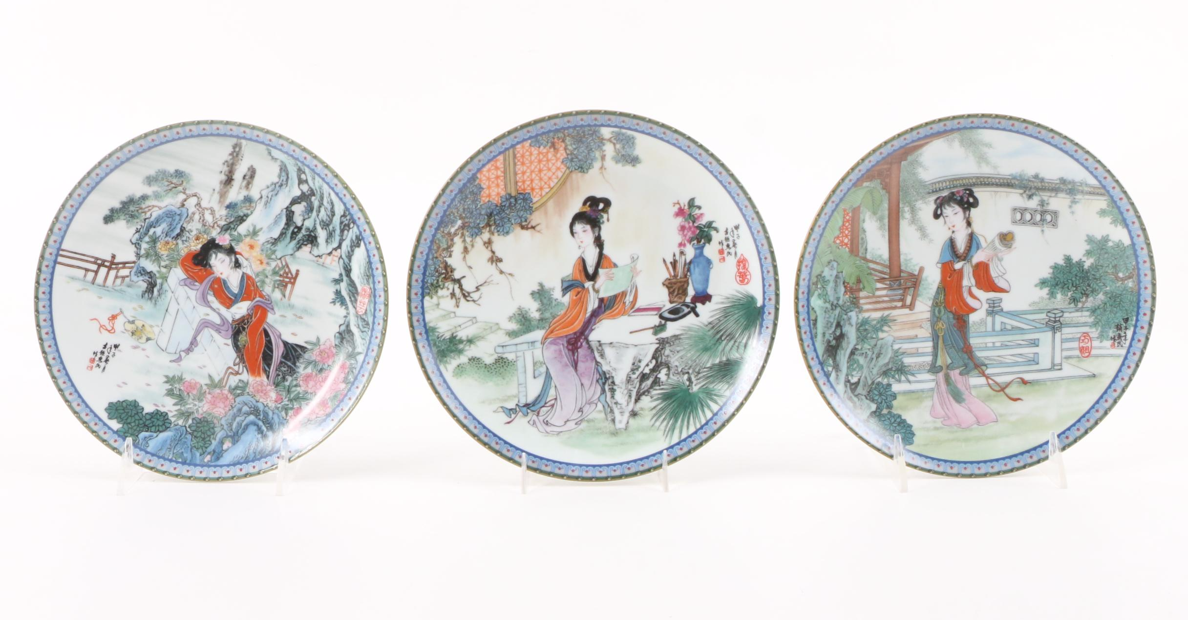 Imperial Jingdezhen "Beauties of the Red Mansion" Complete Set Porcelain Plates