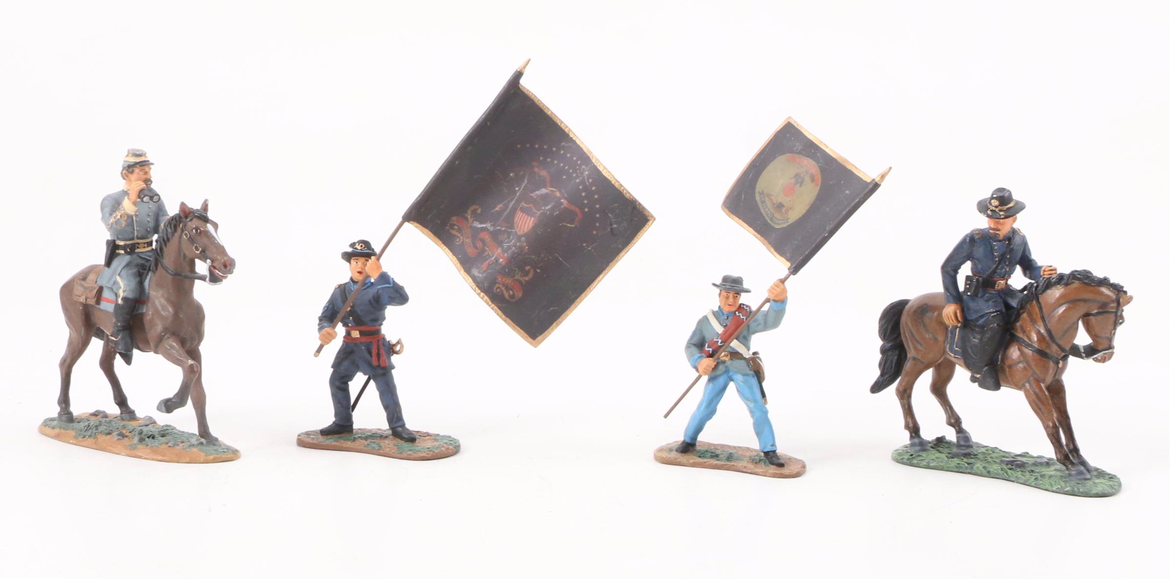 Britains Hand-Painted Civil War Toy Soldiers, Cavalry and Cannons
