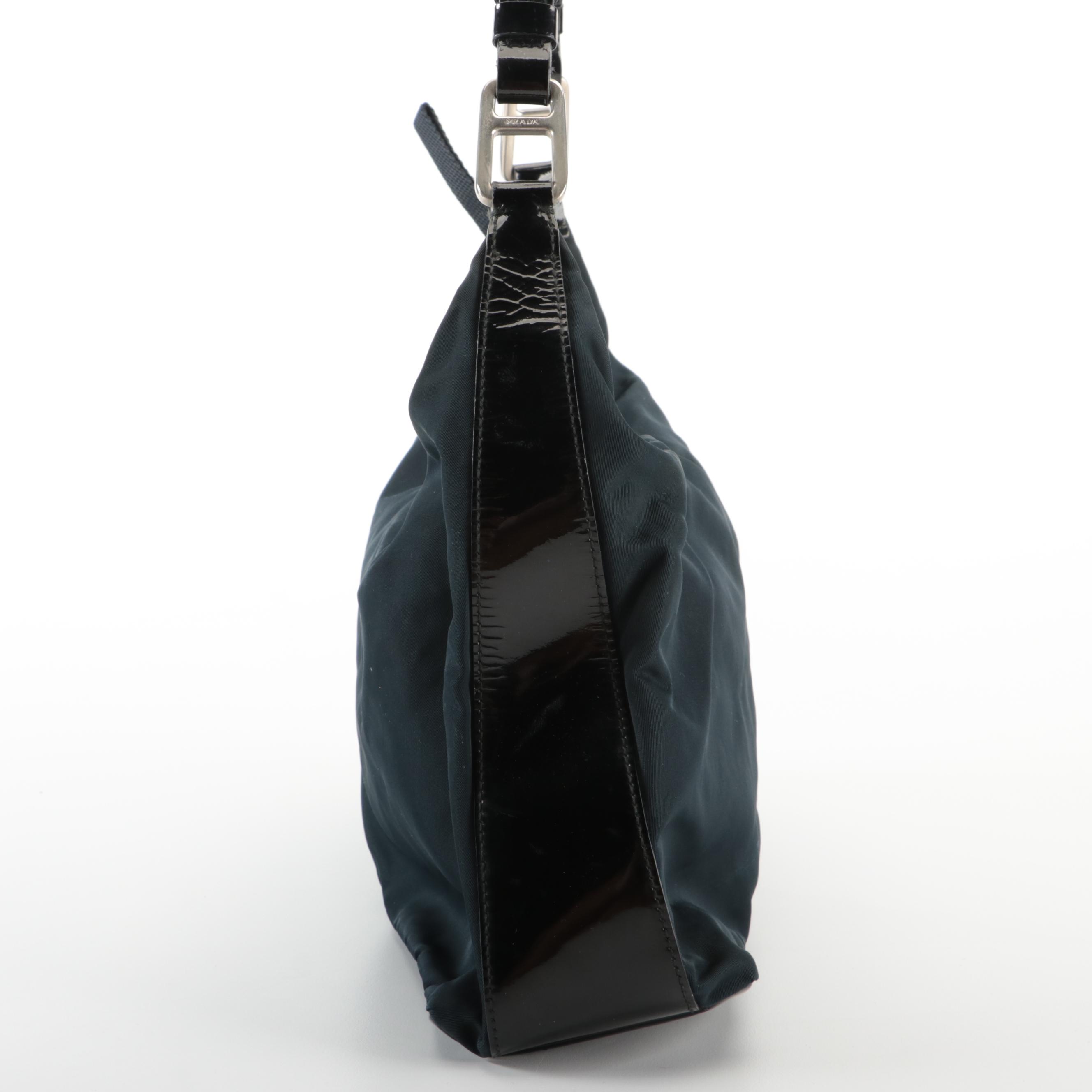 Prada Shoulder Bag in Dark Blue Nylon and Patent Leather Trim