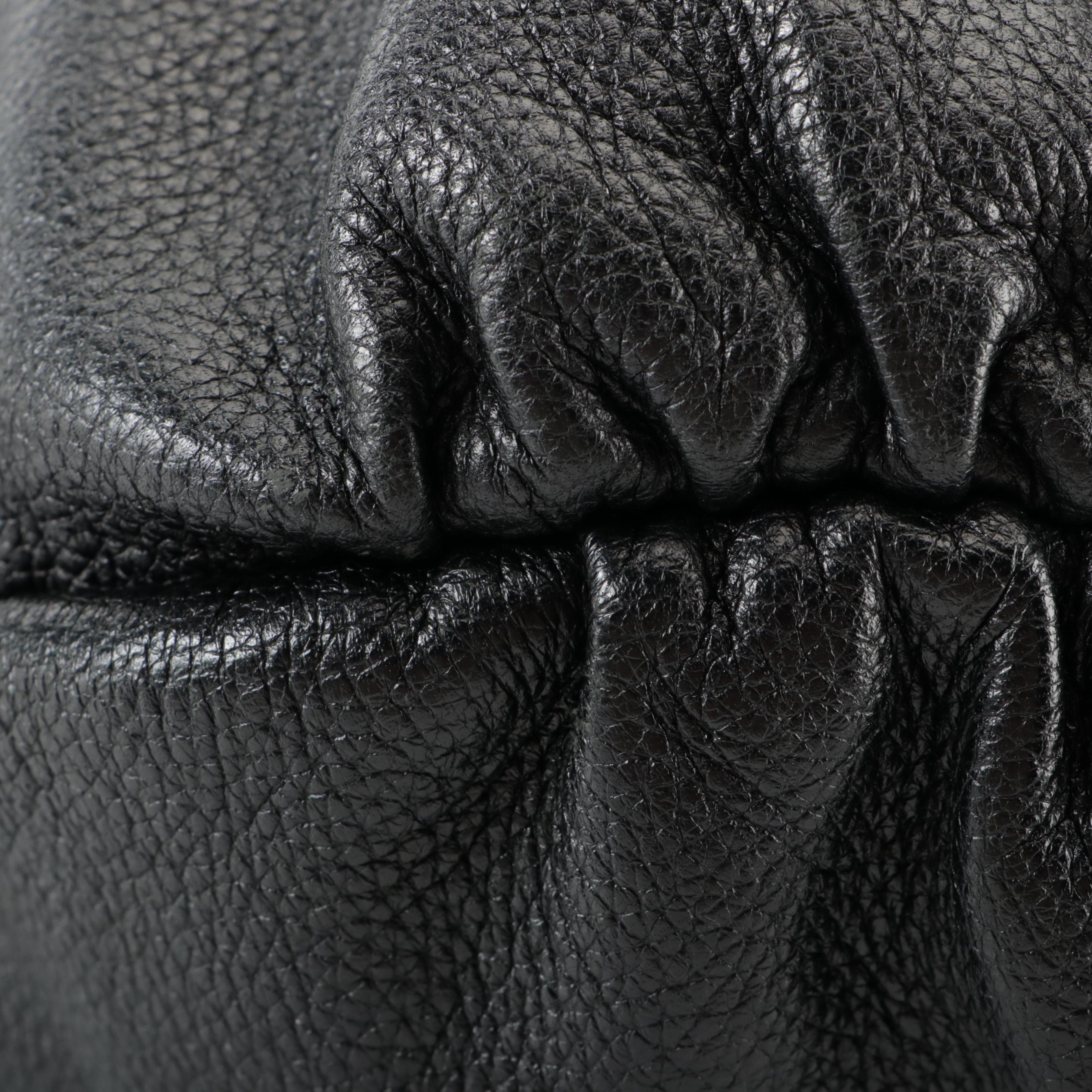 Gucci Bamboo Hobo Bag in Black Pebbled Leather with Tassel