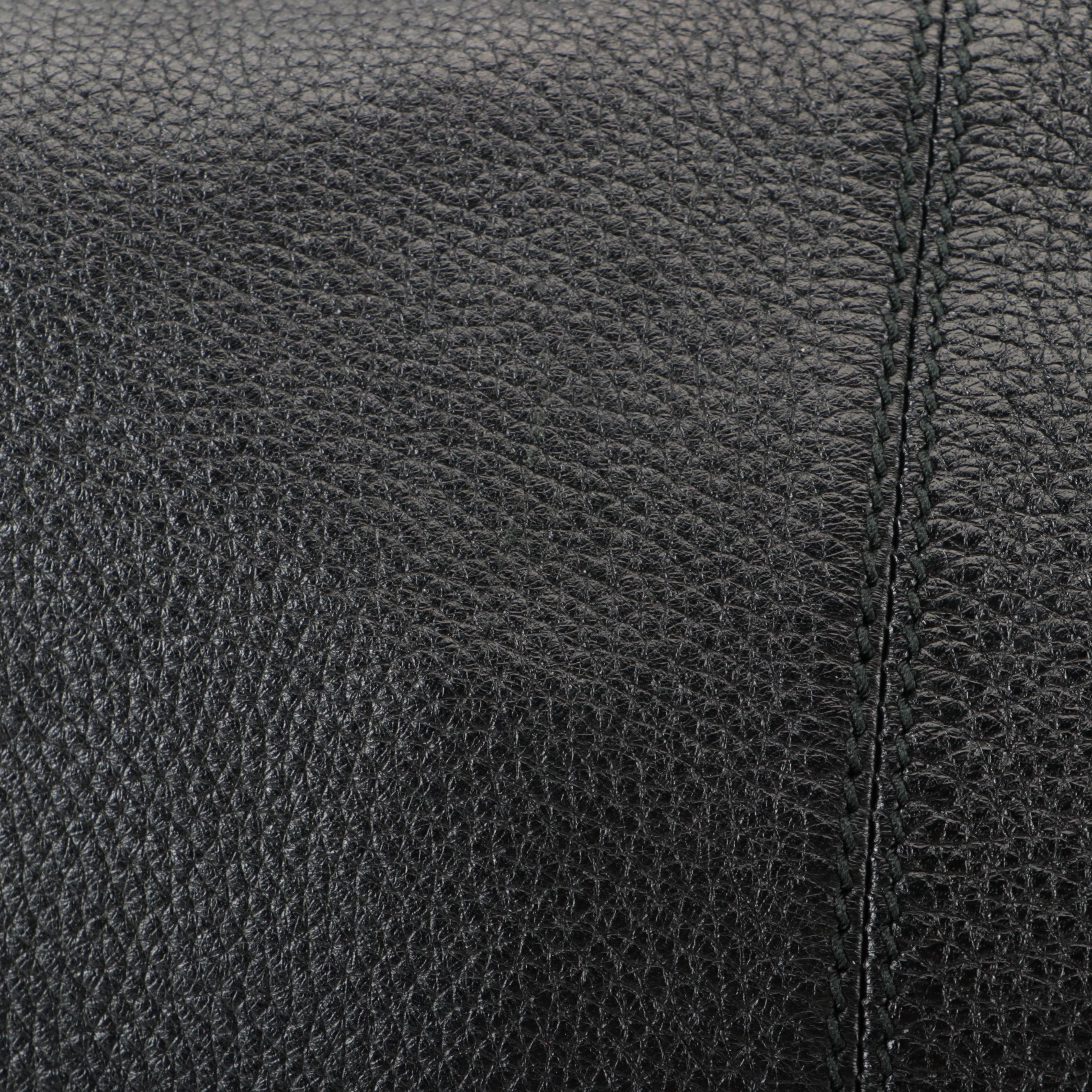 Gucci Bamboo Hobo Bag in Black Pebbled Leather with Tassel