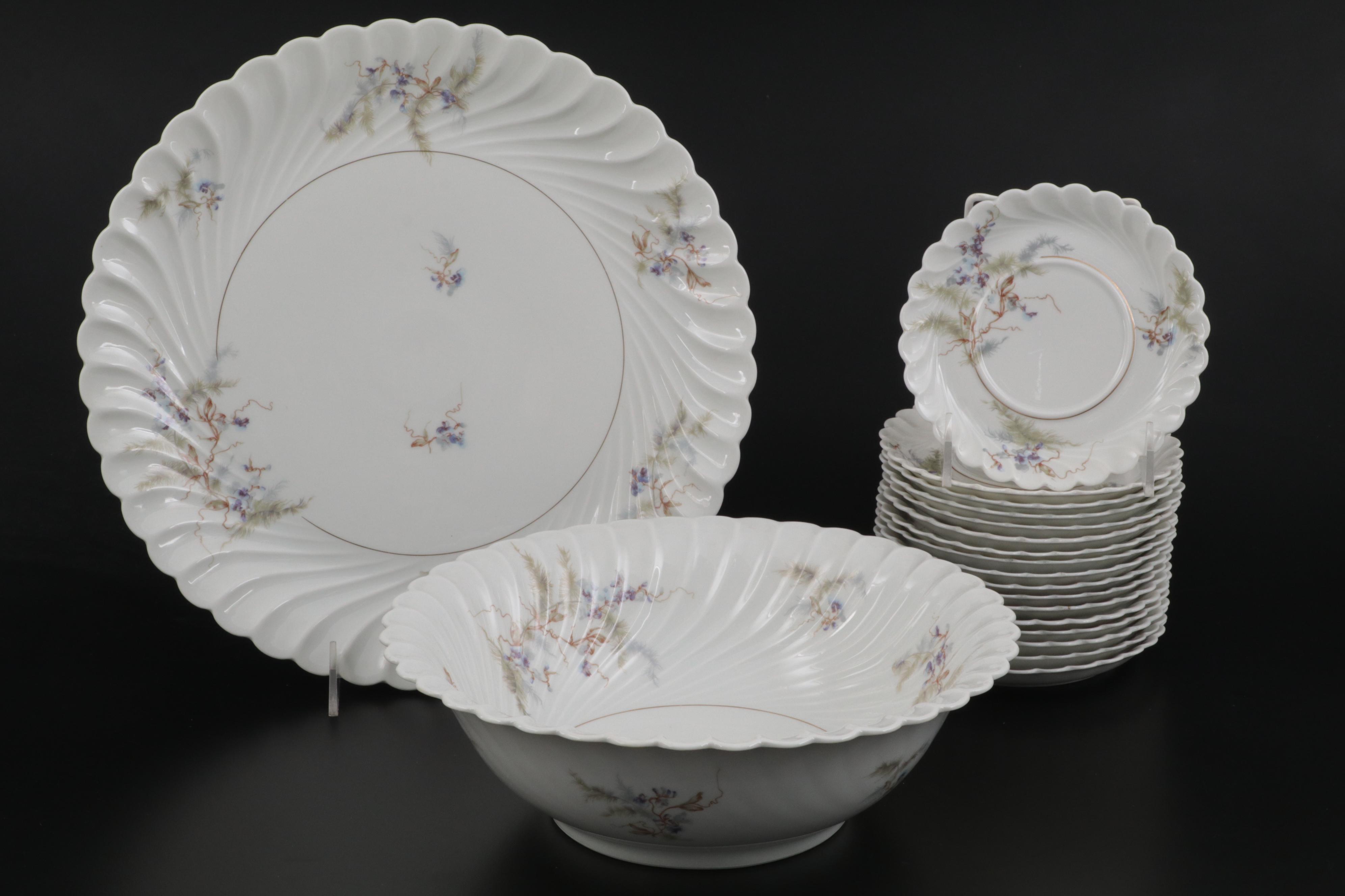 Haviland "Orsay" Porcelain Dinnerware, Mid to Late 20th Century
