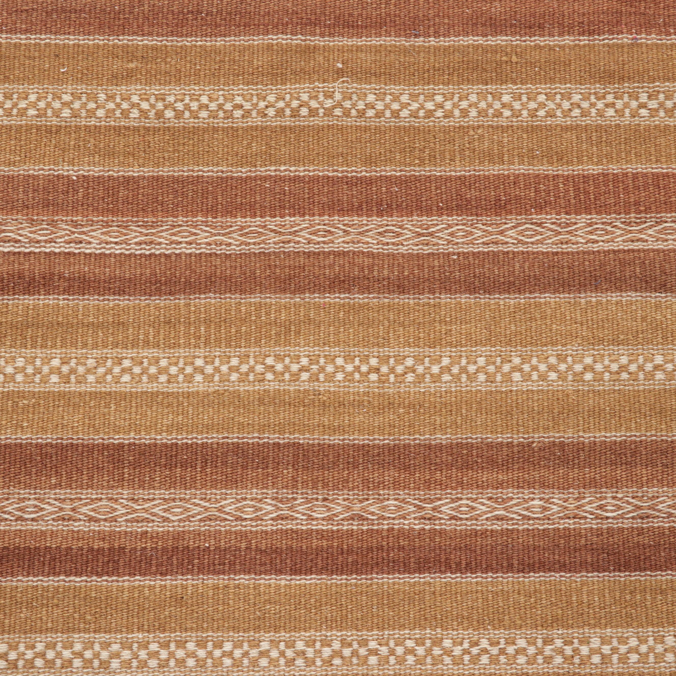 2'9 x 5'4 Handwoven Geometric Kilim Area Rug