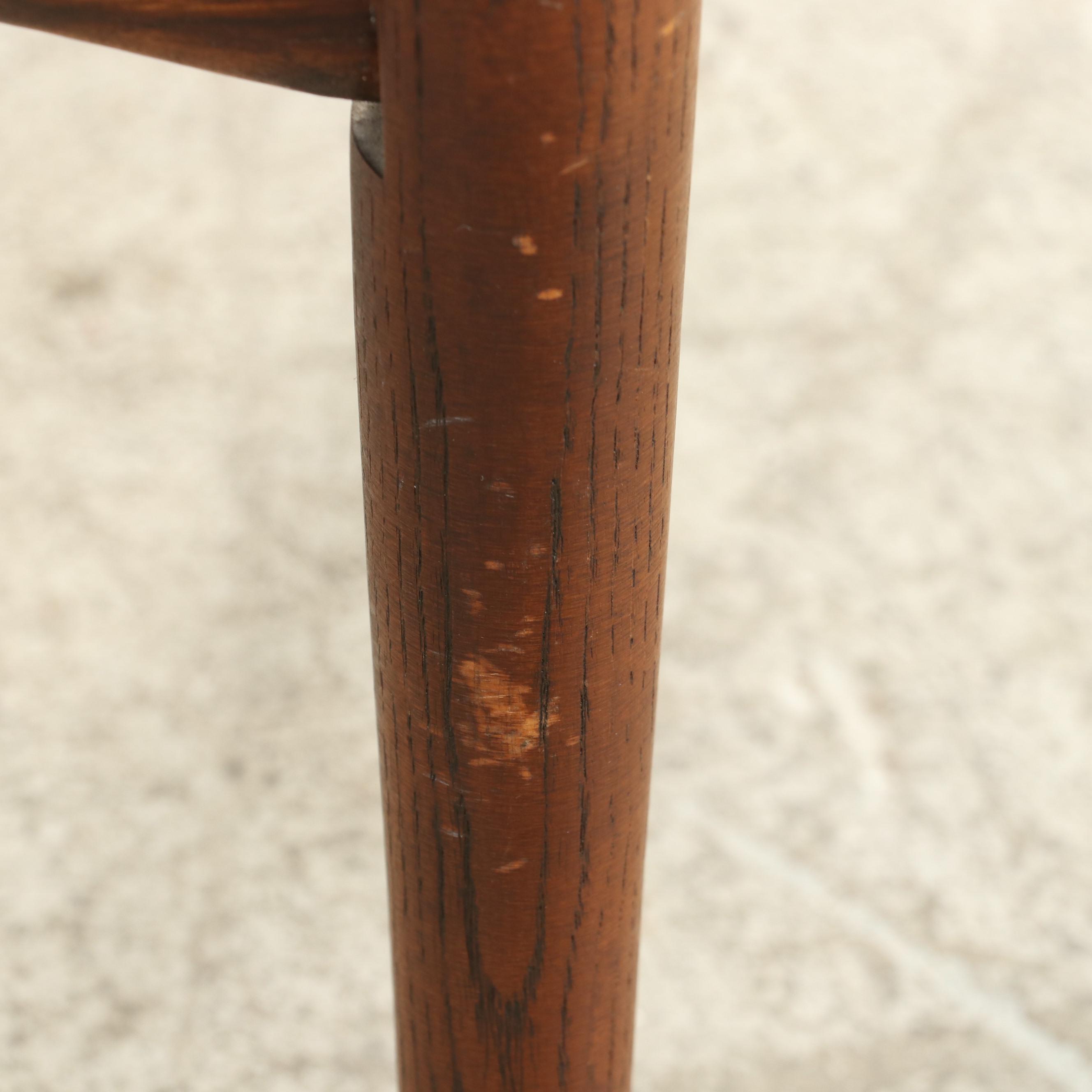 Pair of Bassett Furniture Mid Century Modern Walnut Side Tables