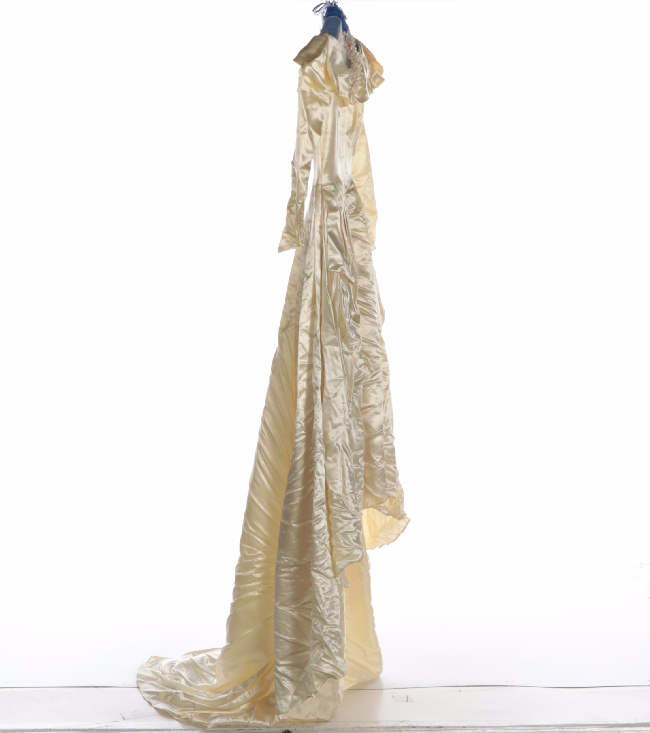 Portrait Collar Off-White Satin Wedding Gown with Chapel Train and Headband