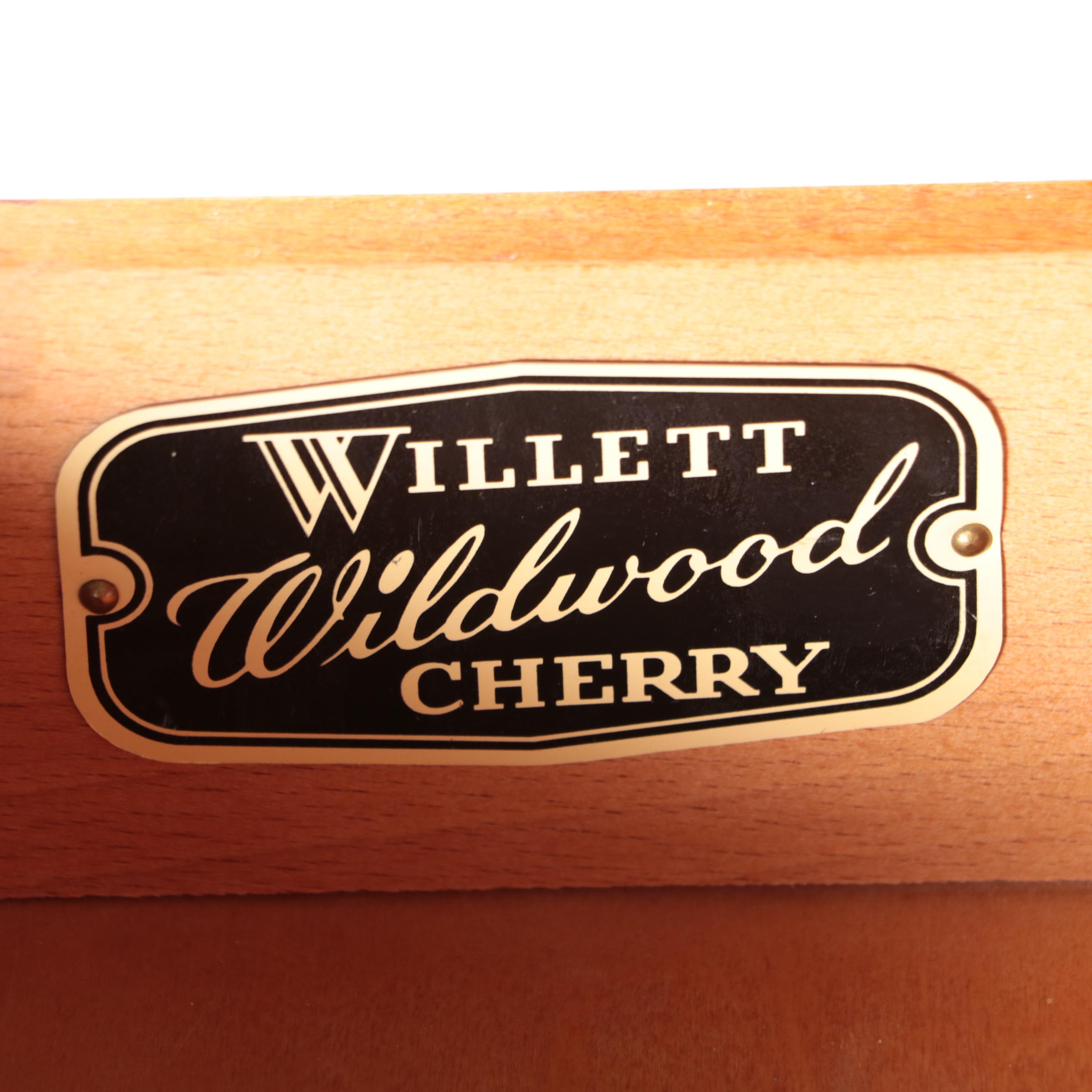 Willett Chippendale Style Cherrywood China Cabinet, Mid-20th Century