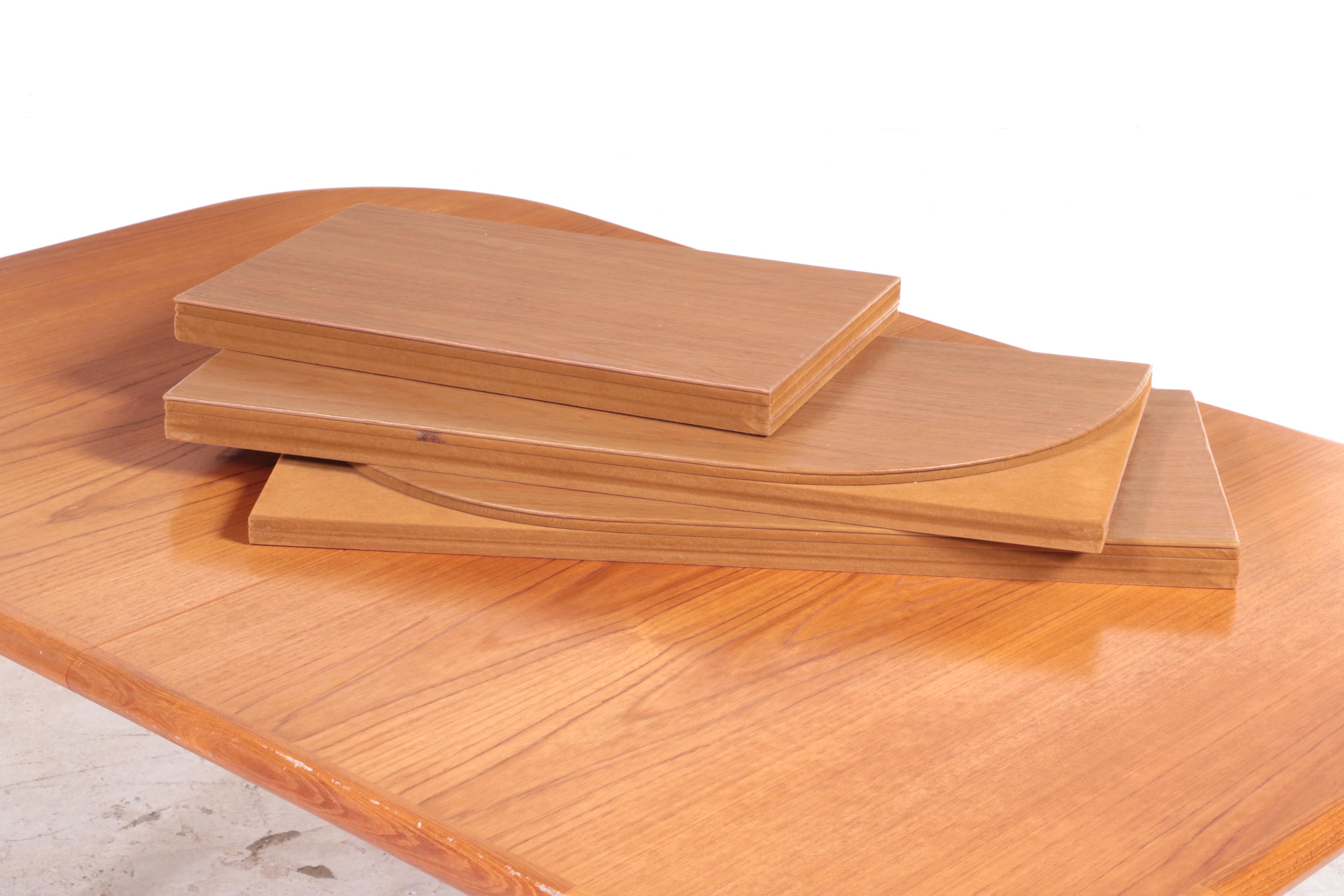 Seven-Piece Dixie Furniture Modernist Teak Dining Set