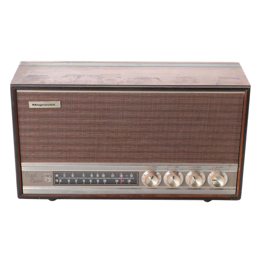 Magnavox "Grand Classic" FM-47 Radio, Mid-20th Century