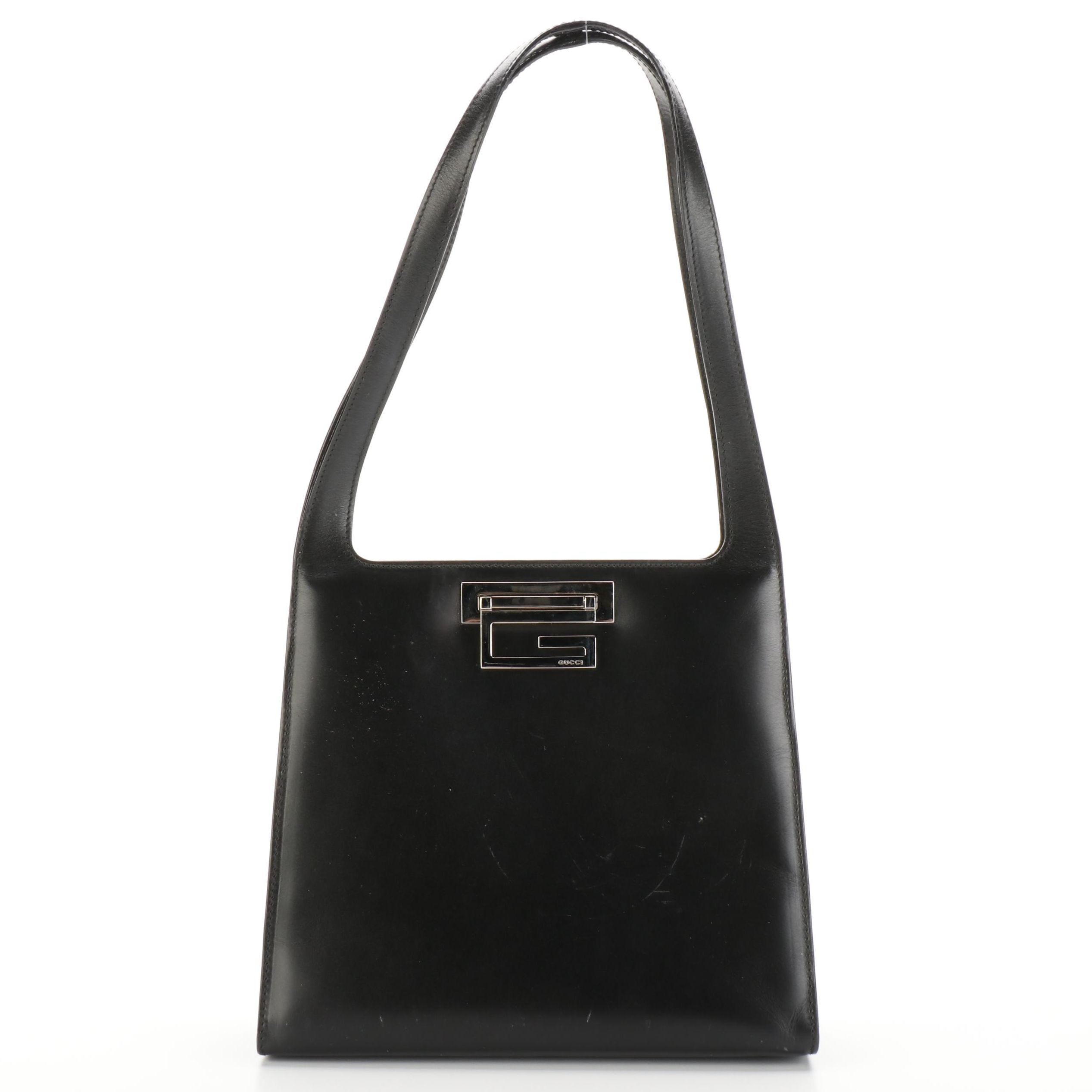 Gucci G Clasp Shoulder Bag in Black Leather