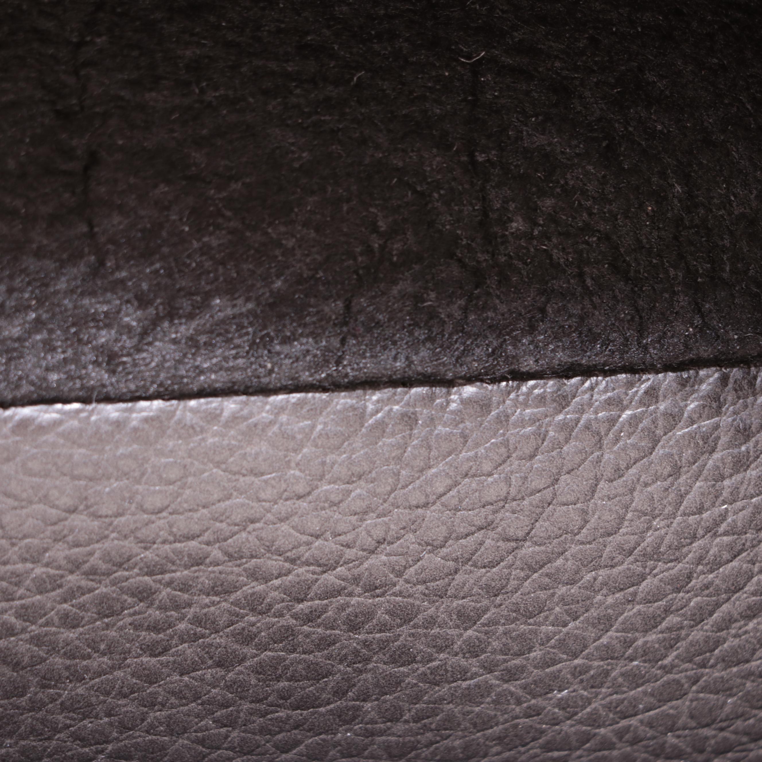 Gilman Creek Furniture "Canmore" Leather Power Recliner with Power Headrest