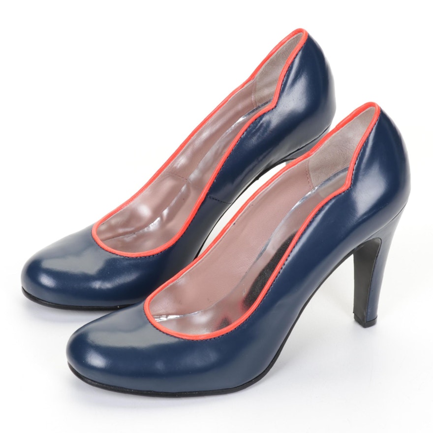 Marc by Marc Jacobs Navy Blue Pumps with Red Trim