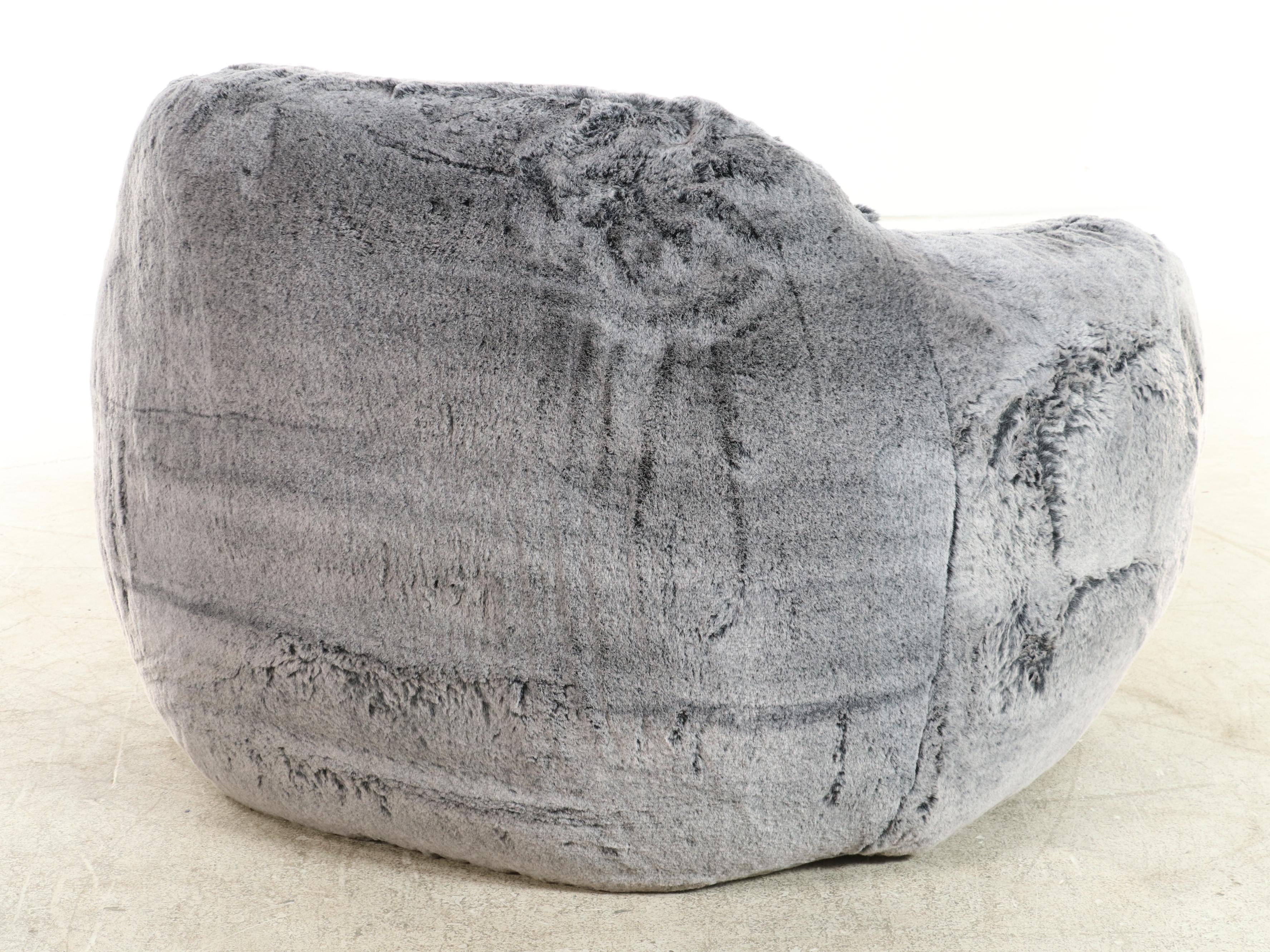 True Innovations Faux Fur Chair