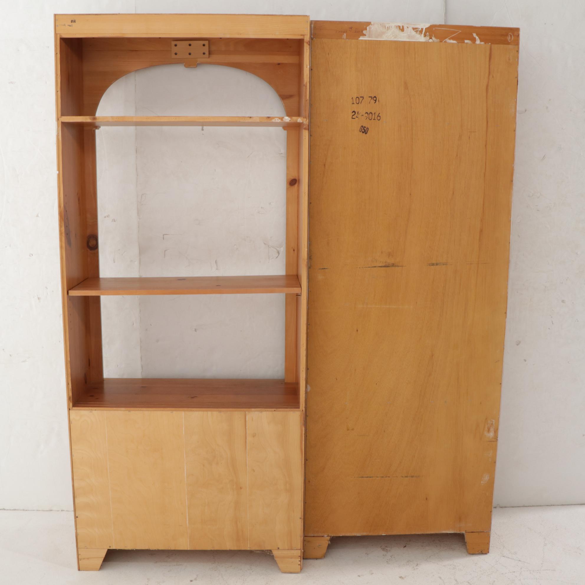 Pine Wall Unit Cabinet and Display Shelves, Late 20th Century