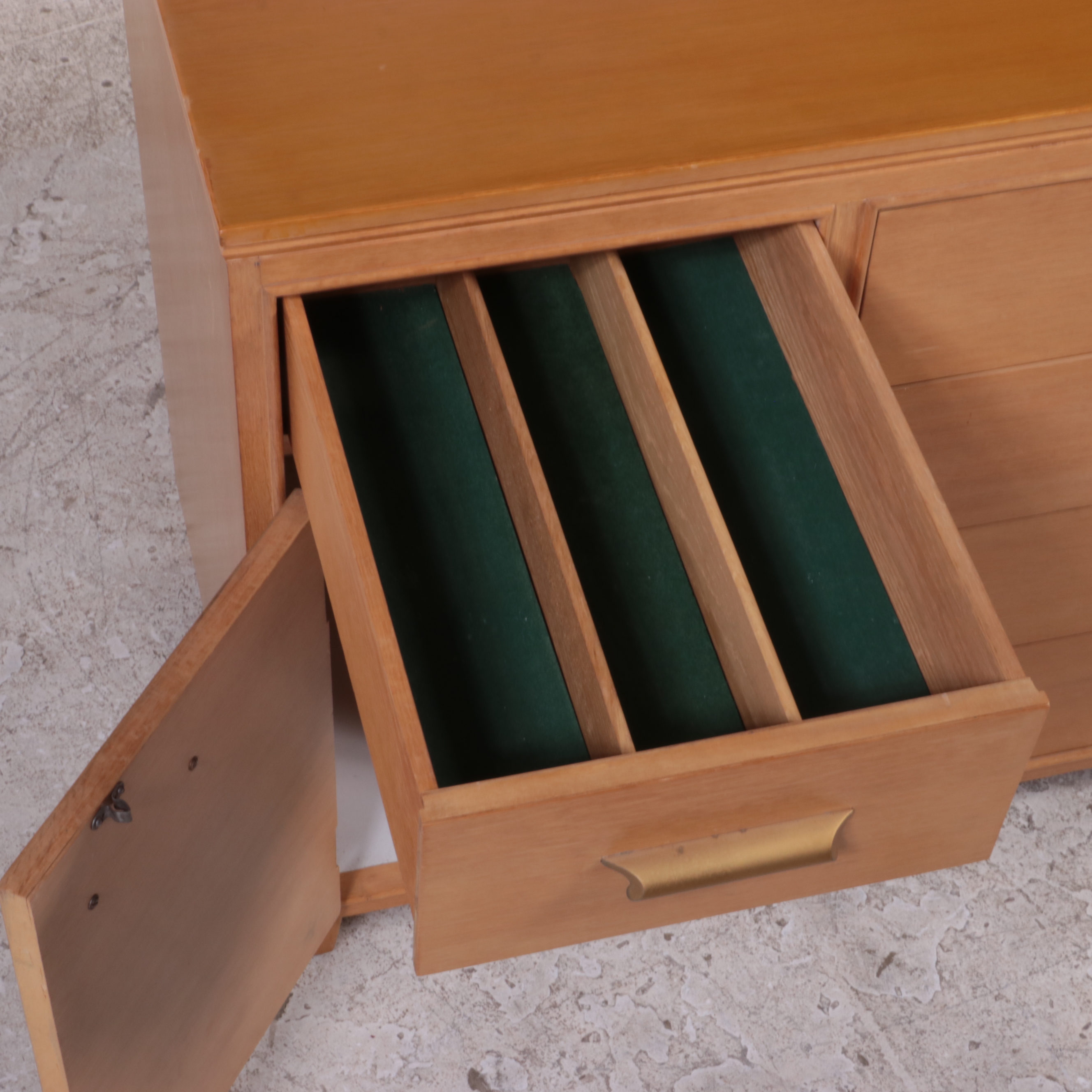 Grand Rapids Bookcase & Chair Co. Mid Century Modern Oak Credenza