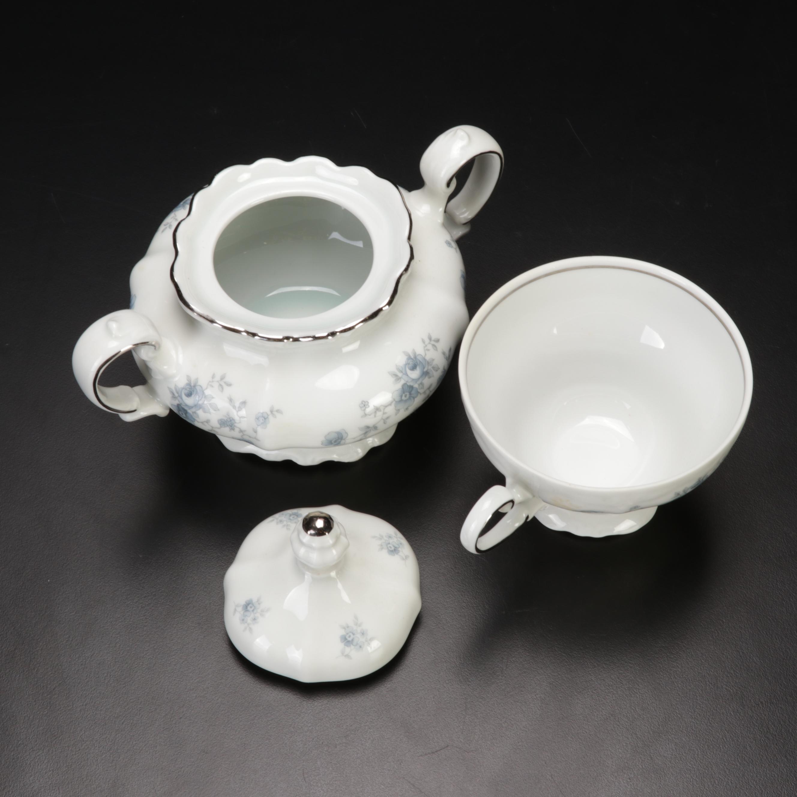 John Haviland "Blue Garland" Porcelain Dinnerware
