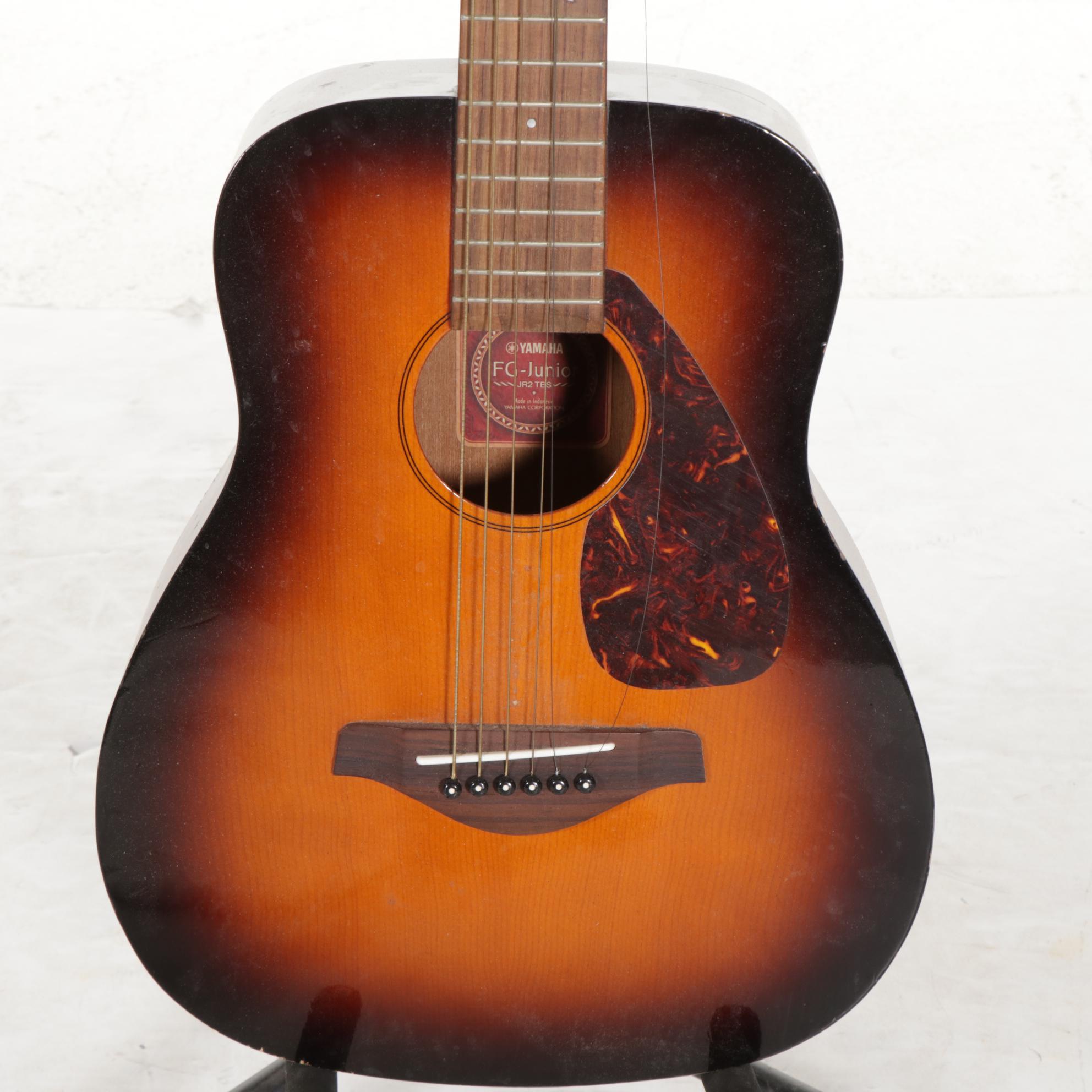 Yamaha FG Junior JR2 3/4 Acoustic Guitar