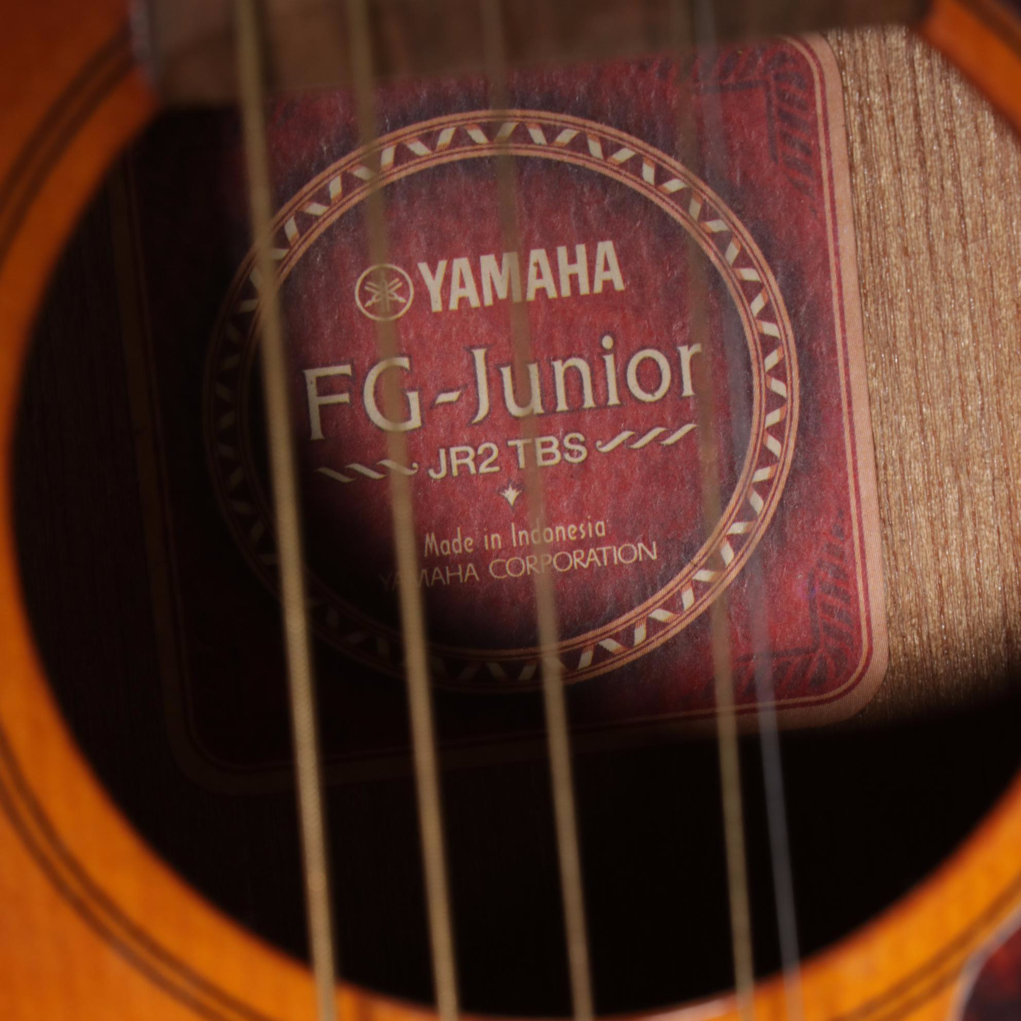 Yamaha FG Junior JR2 3/4 Acoustic Guitar