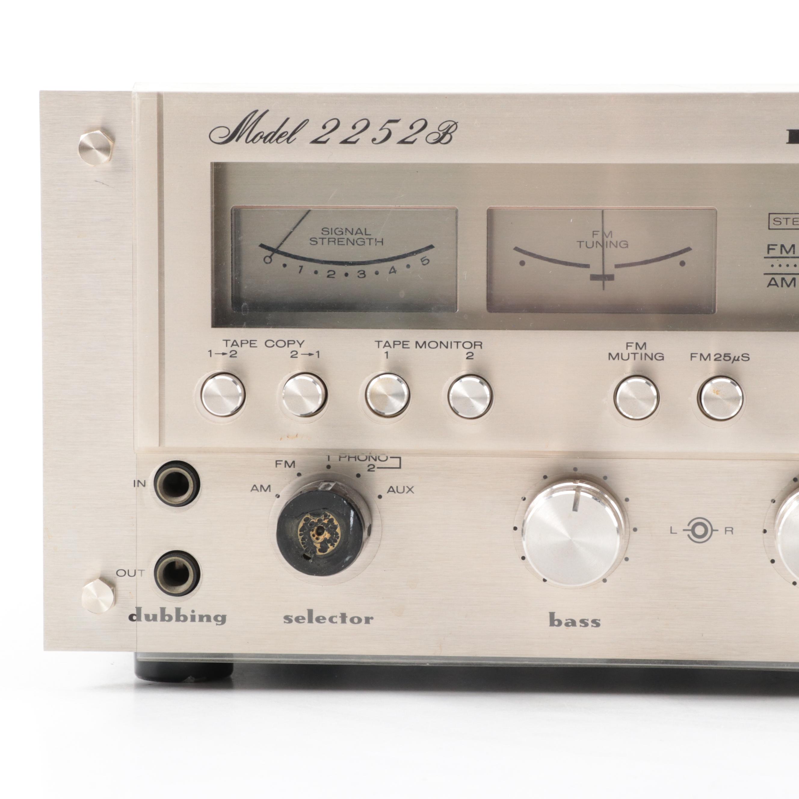 Marantz Model 2252B Solid State Stereophonic Receiver, Late 20th Century