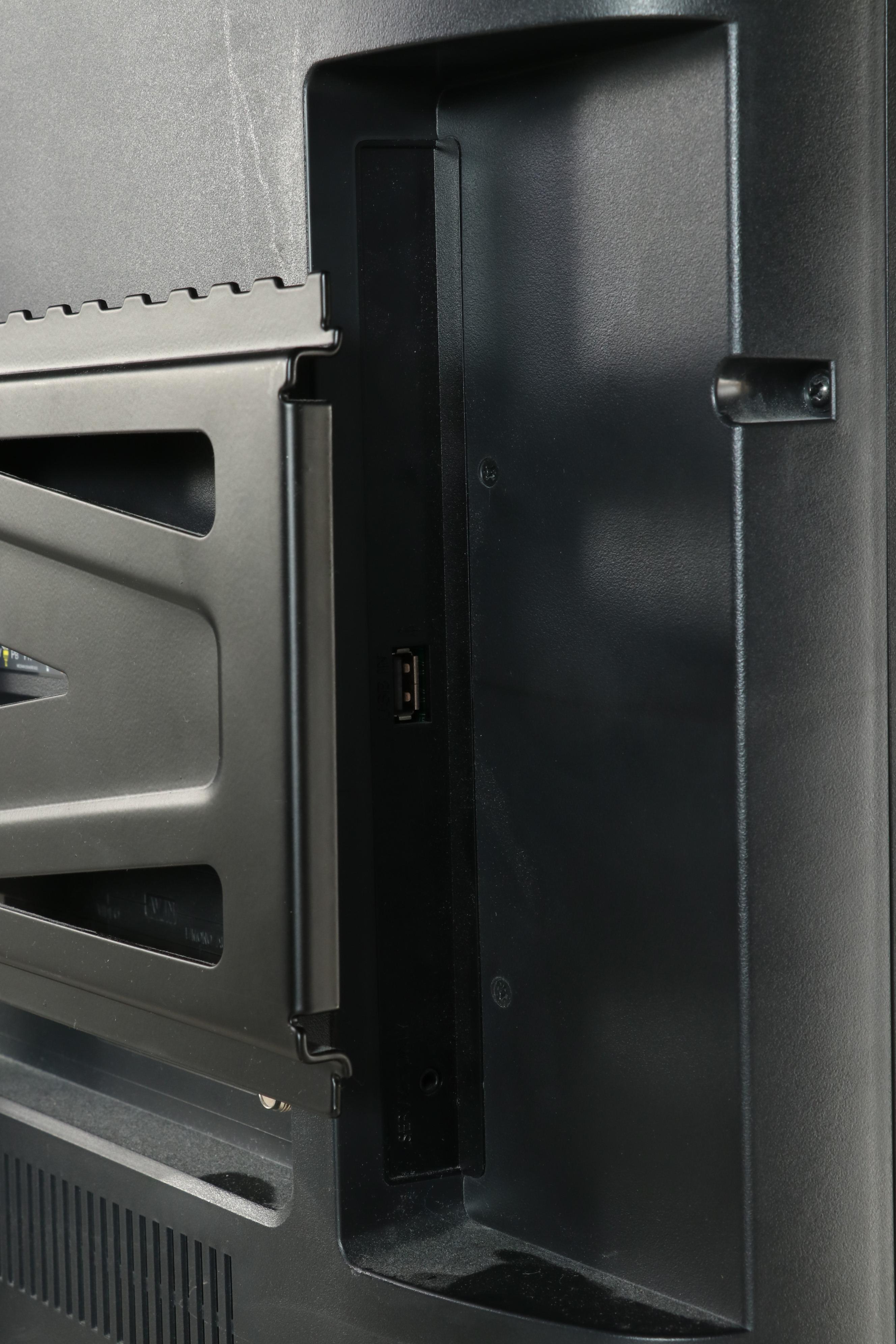 LG 32" Flat Screen Television with Loctek Cart Stand