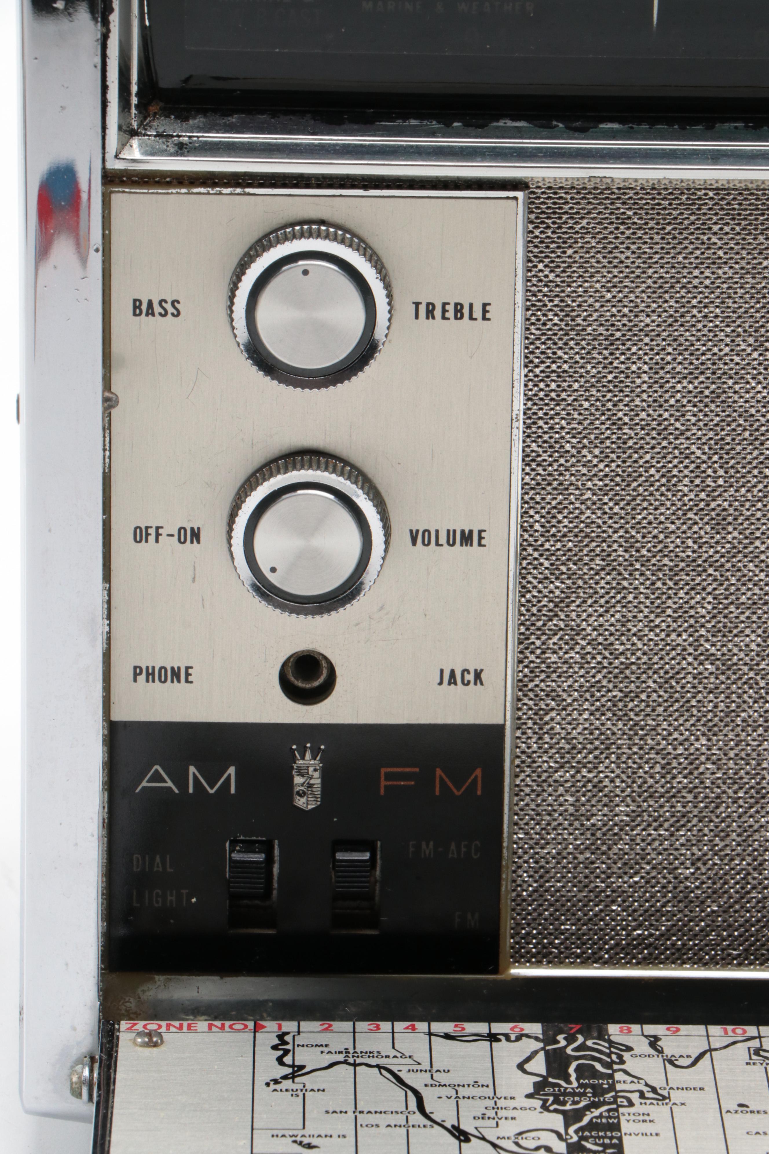 Zenith Royal 3000-1 Trans-Oceanic Portable Radio, 1962–1971