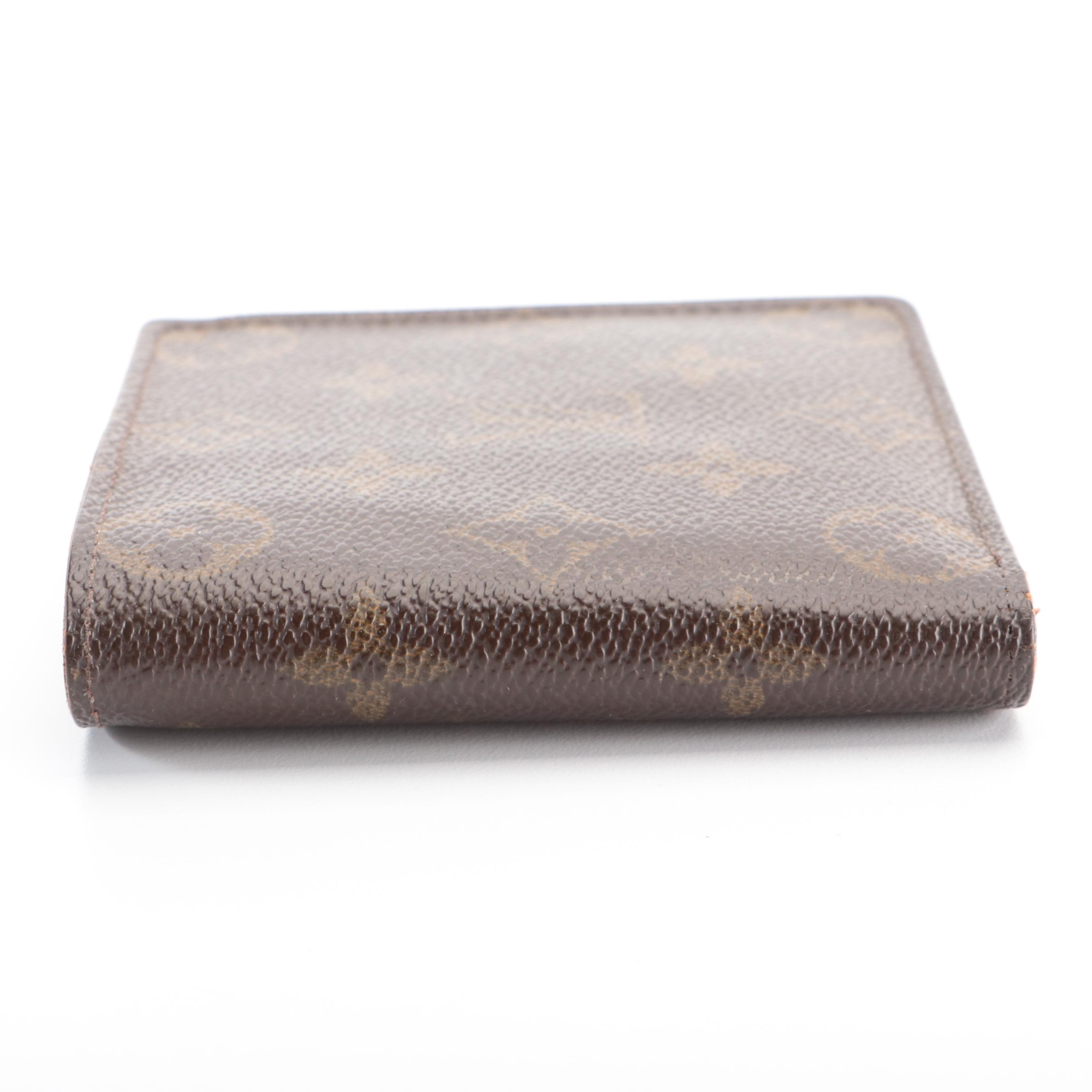 Louis Vuitton Bifold Wallet in Monogram Canvas