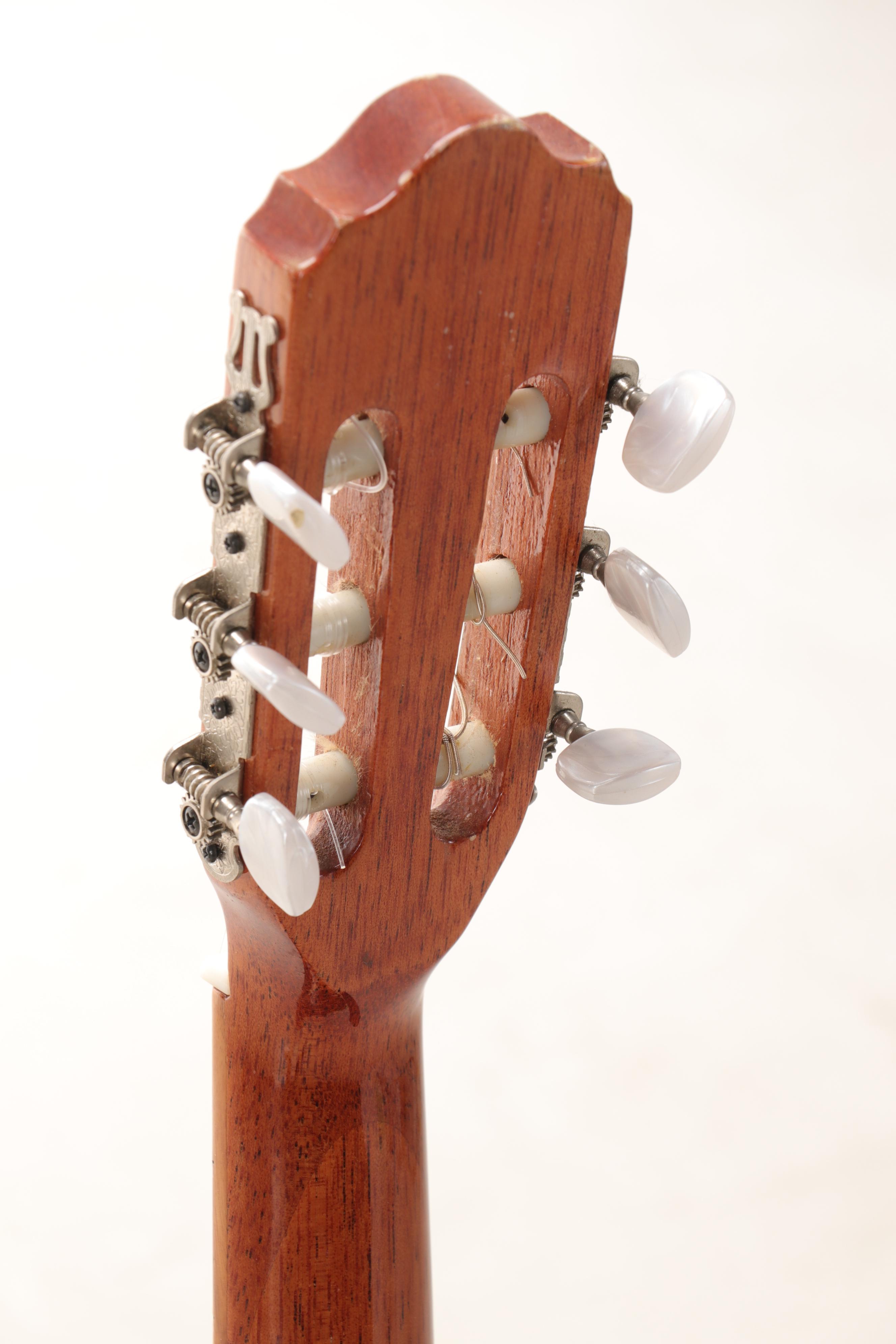 Brazilian Giannini 1900 Serie Estudo Acoustic Guitar