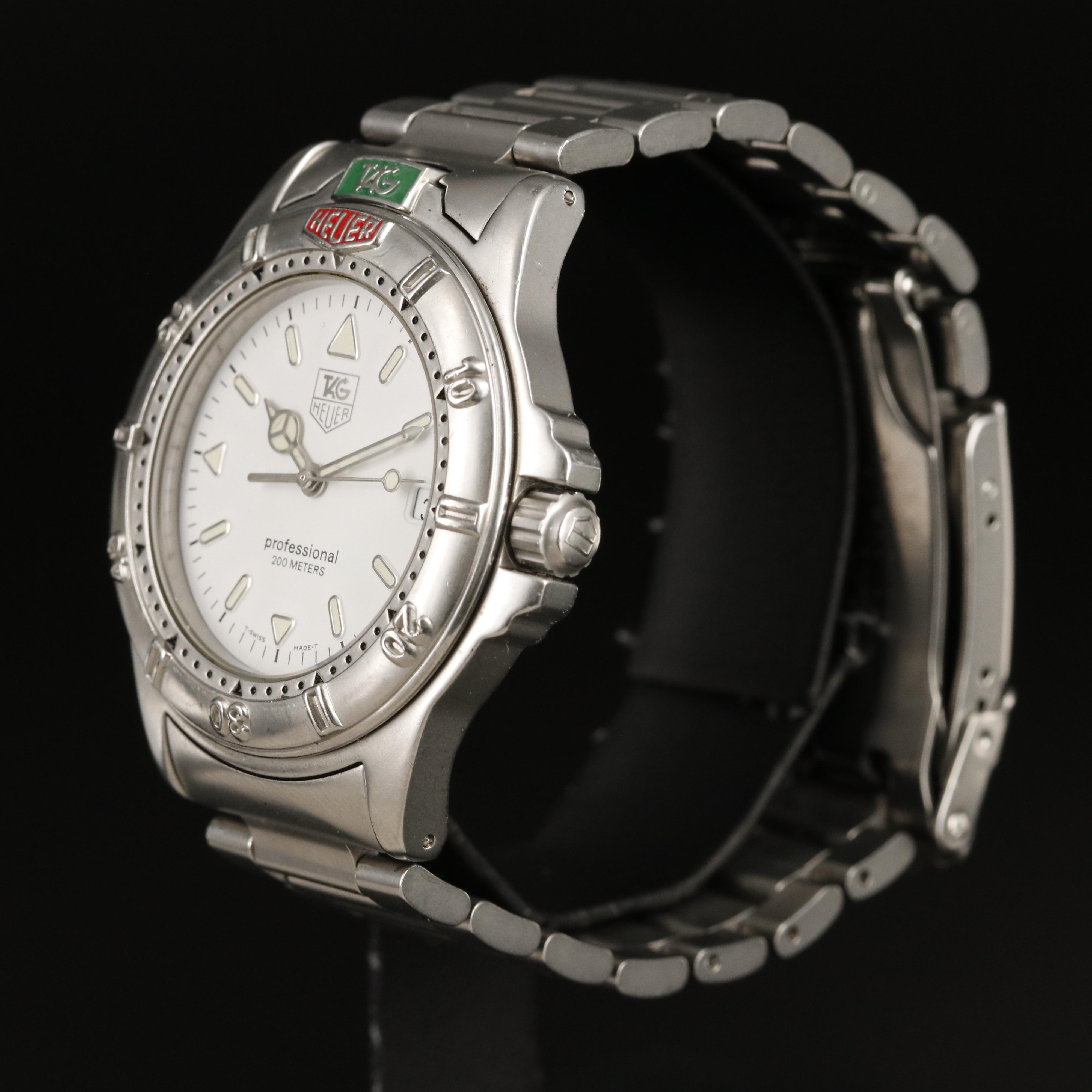 TAG Heuer 4000 Series Professional 200 Meters Watch