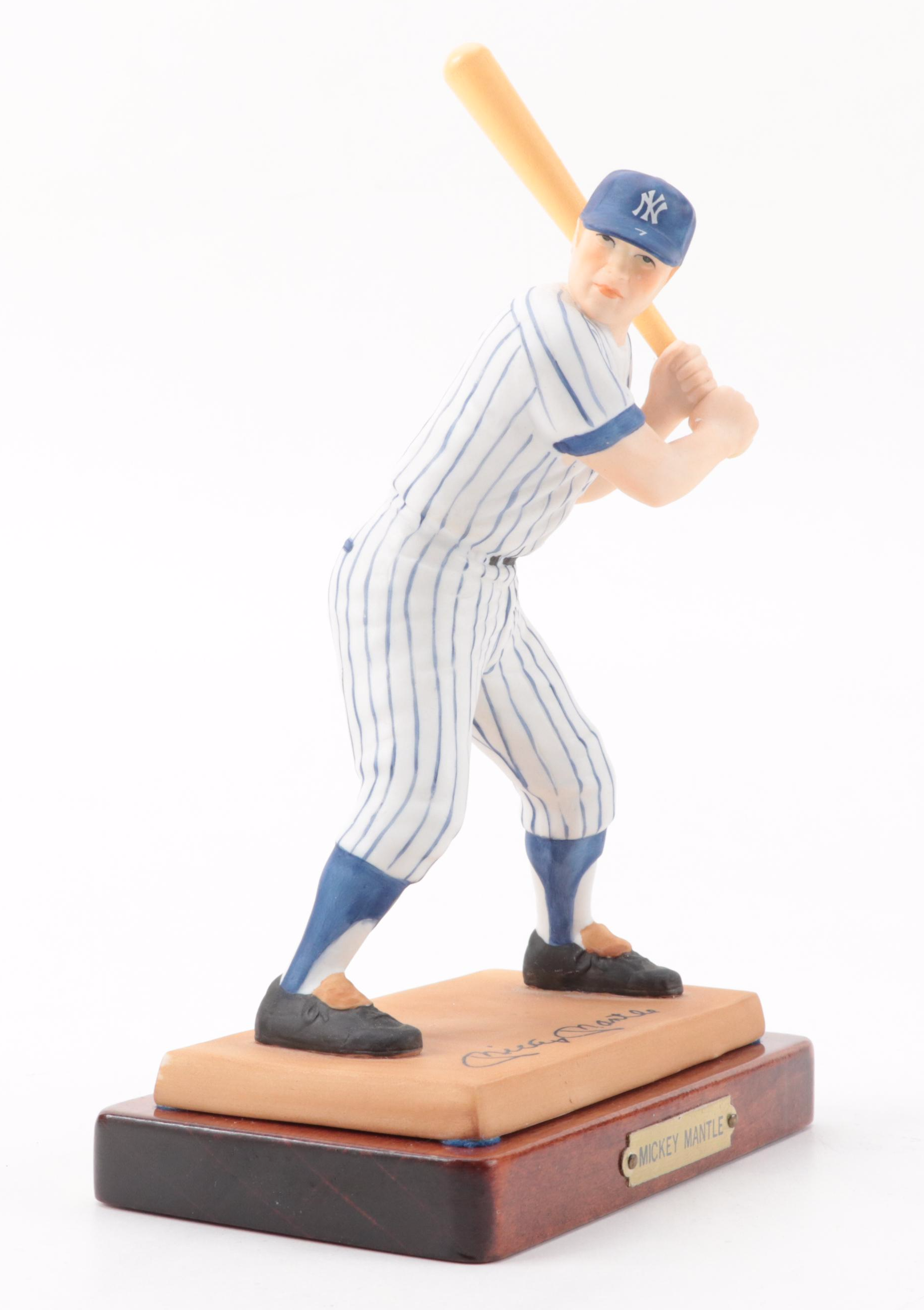 Sports Impressions Mickey Mantle Porcelain Collector Plate and Baseball Figurine