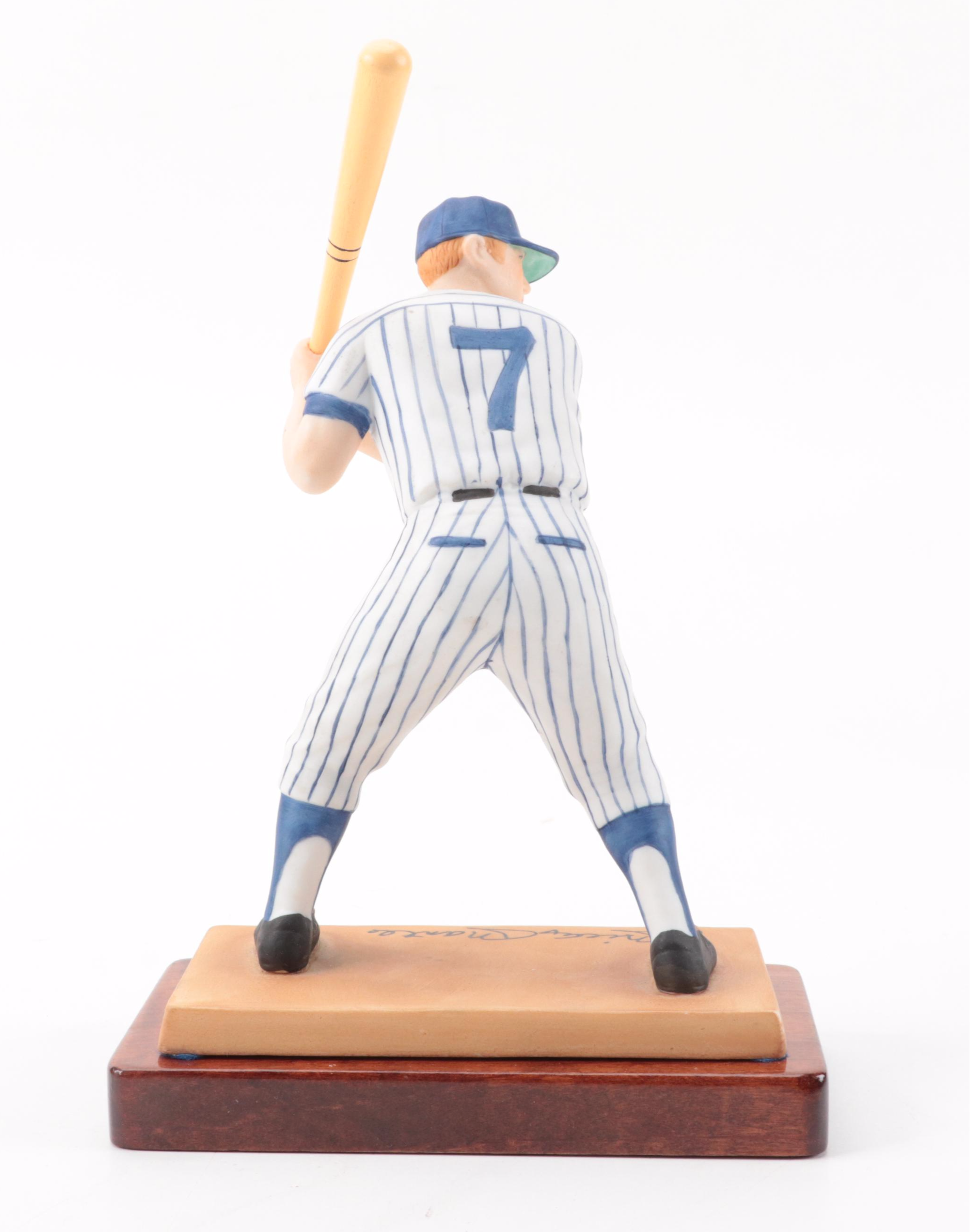 Sports Impressions Mickey Mantle Porcelain Collector Plate and Baseball Figurine