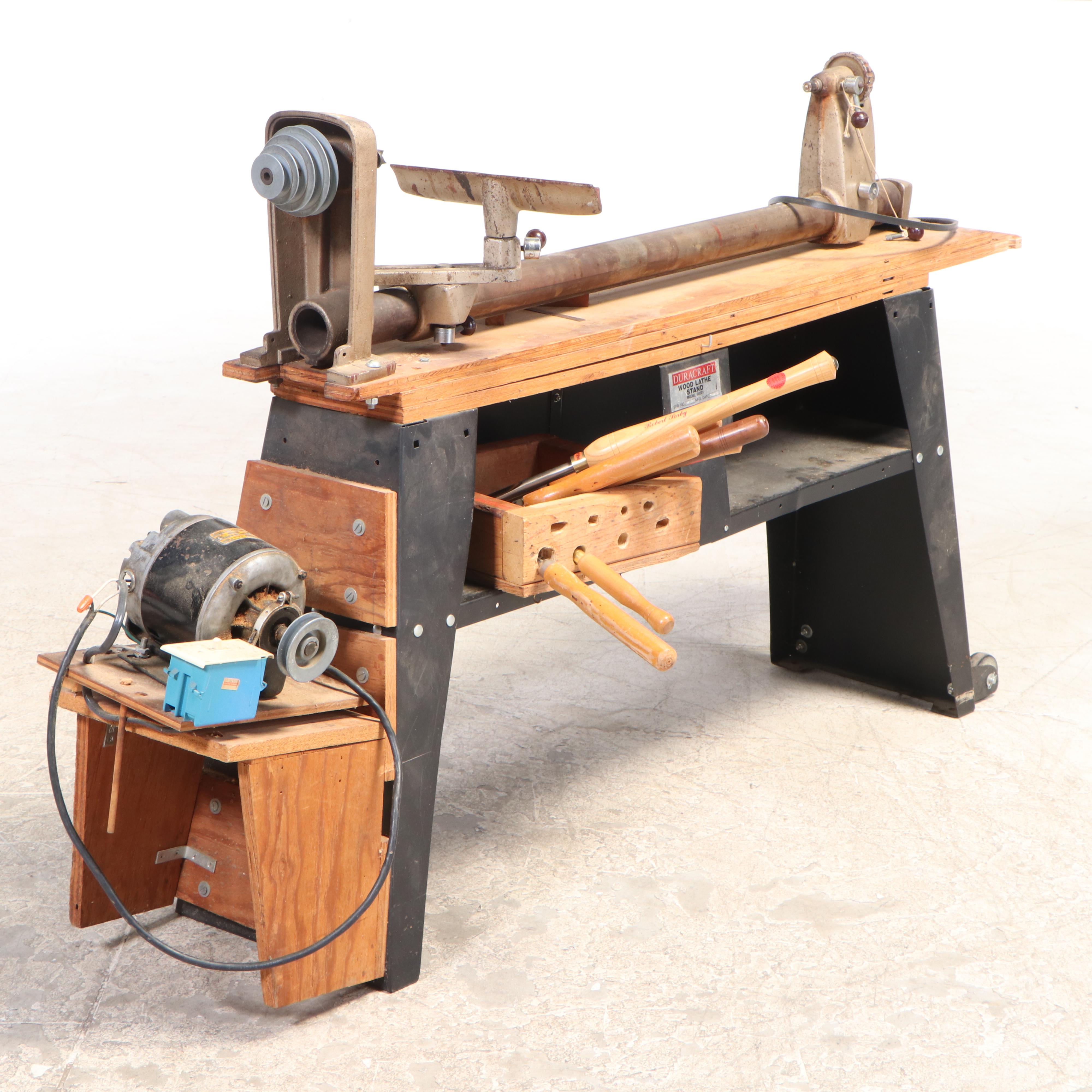 Duracraft Wood Lathe Stand with Electric Lathe and Eight Chisels