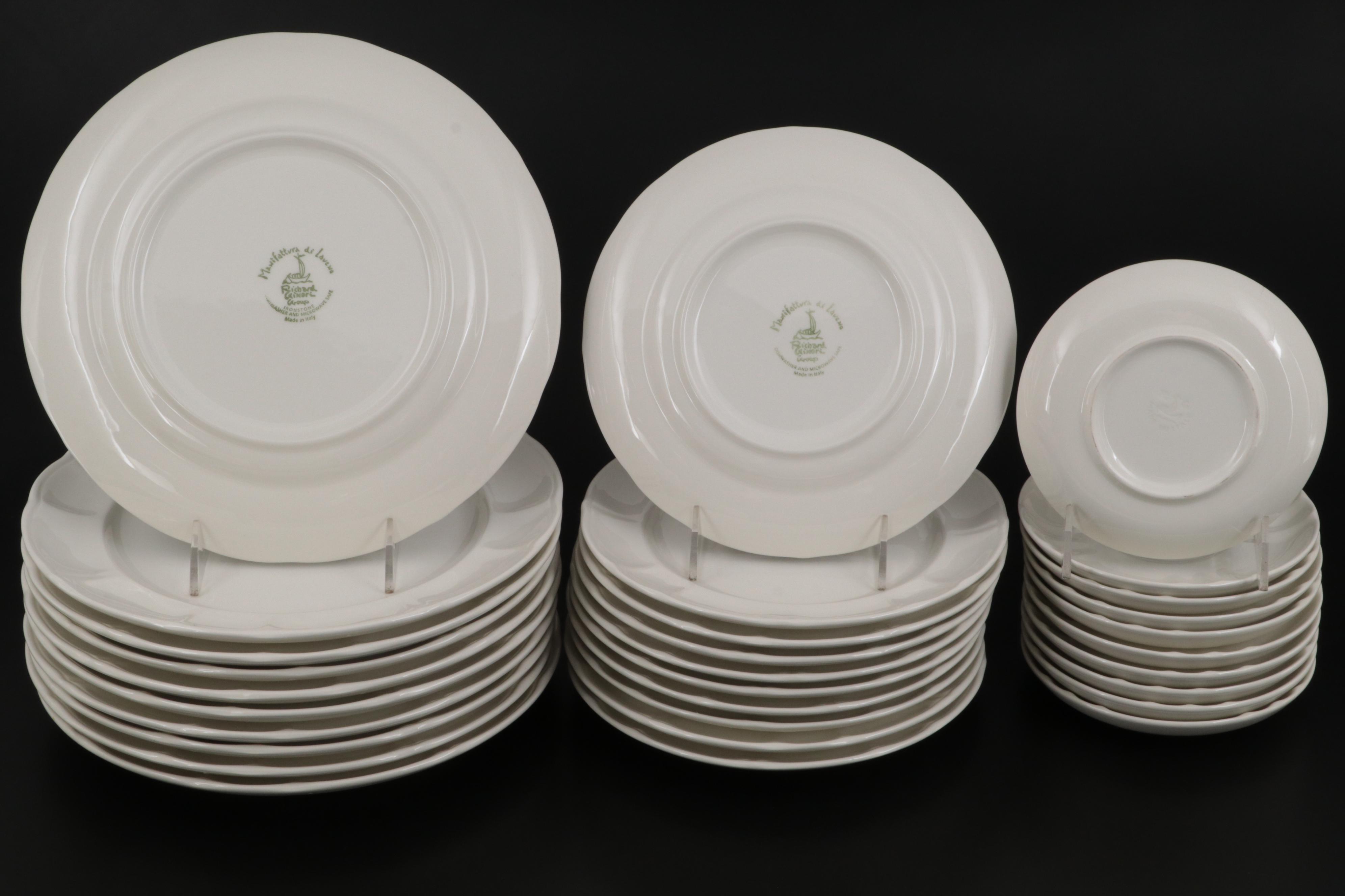Richard Ginori "Vecchio Milano" Italian Ironstone Dinnerware Service for Ten